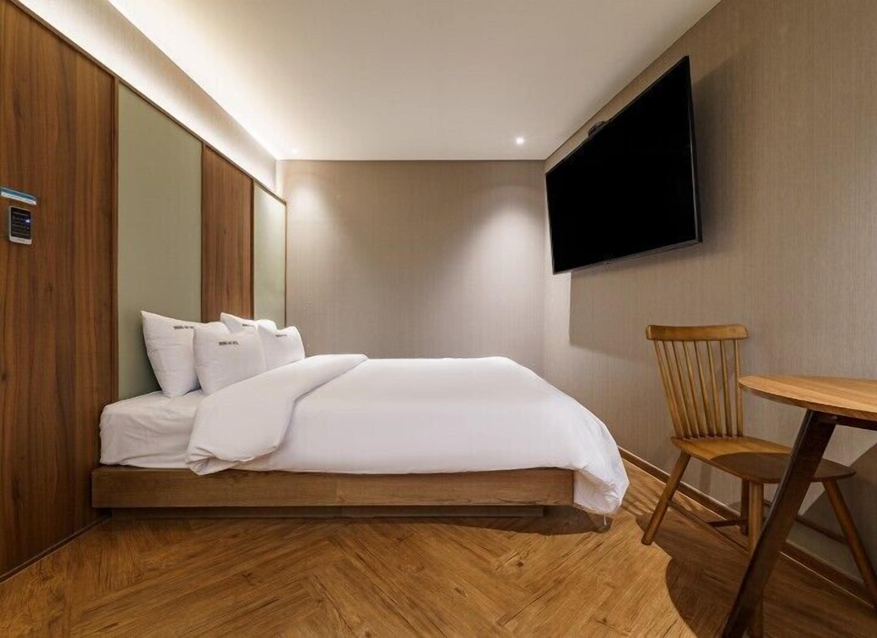 Brown Dot Hotel Eurwangri 3*
