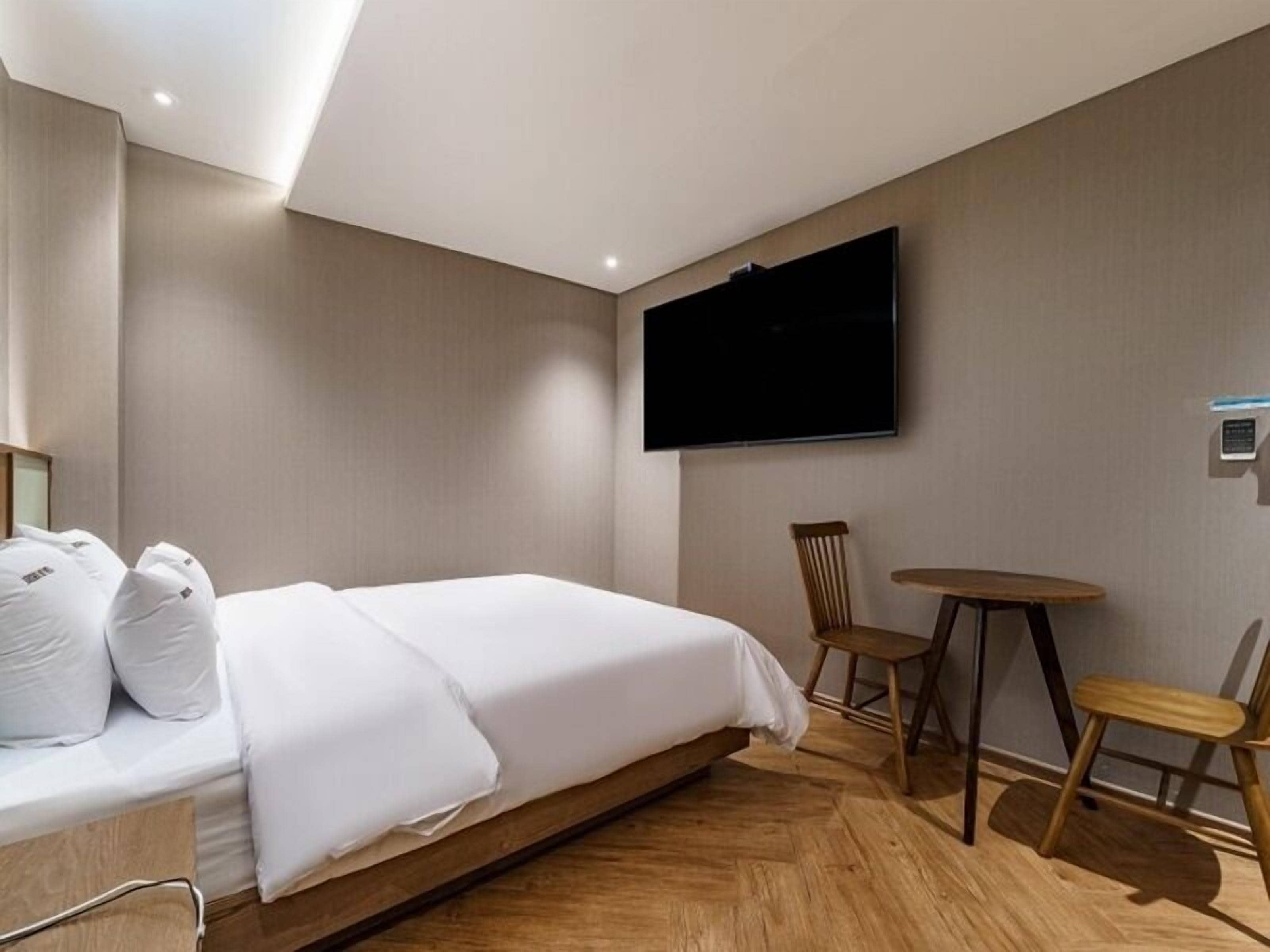 Brown Dot Hotel Eurwangri 3*