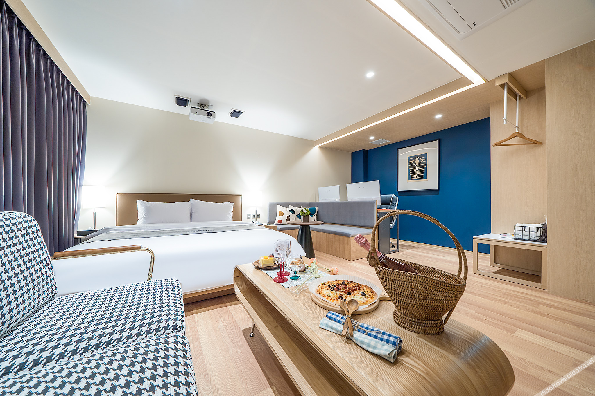 Dongnae Hound Hotel Sajik Minam Station 2*