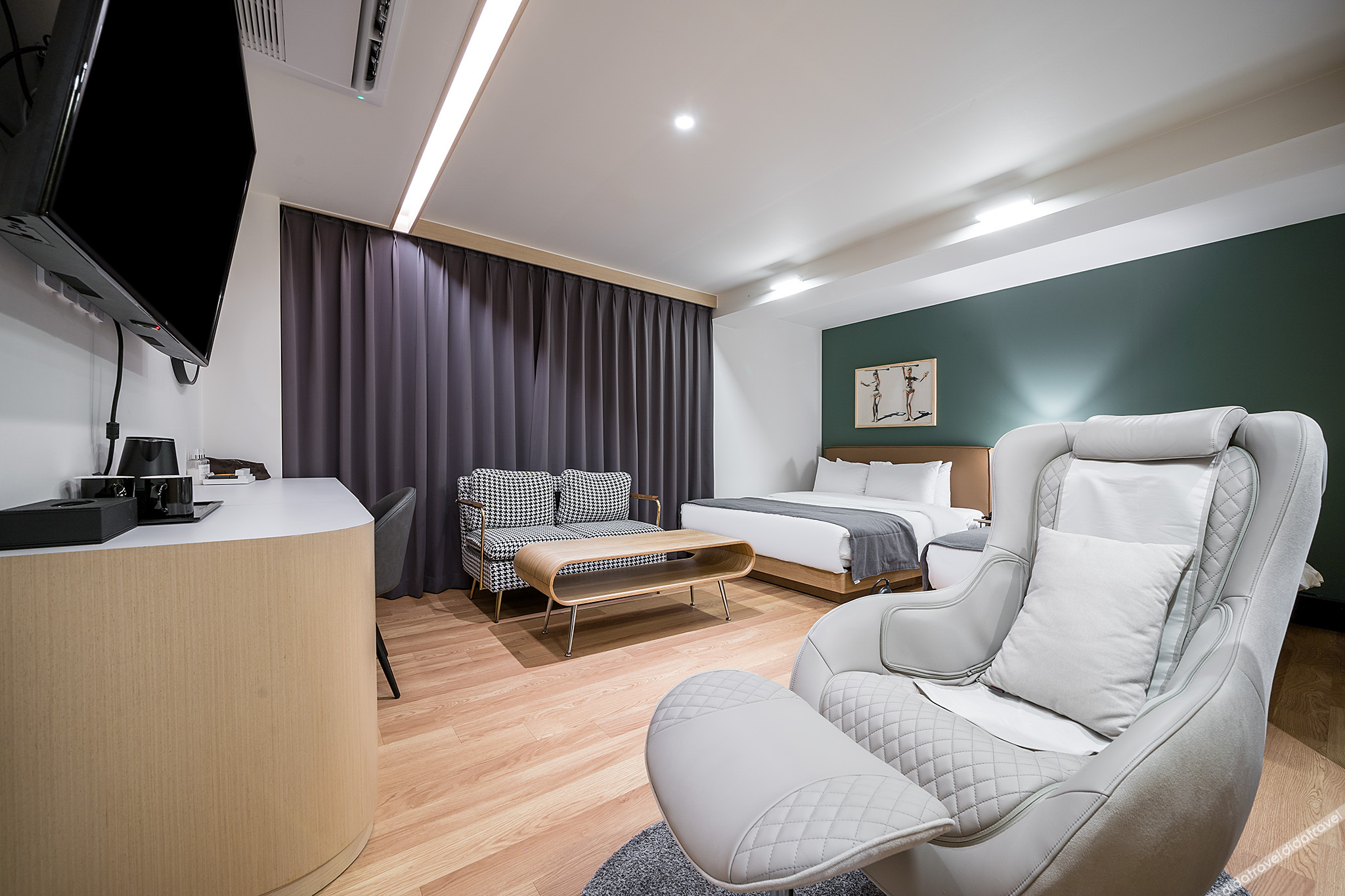 Dongnae Hound Hotel Sajik Minam Station 2*