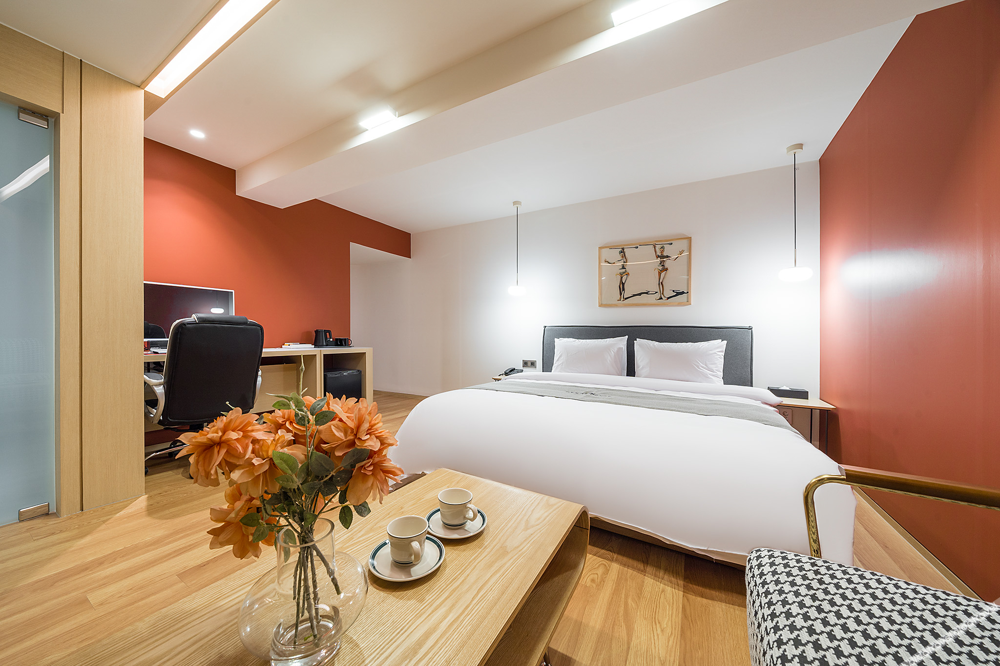 Dongnae Hound Hotel Sajik Minam Station 2*