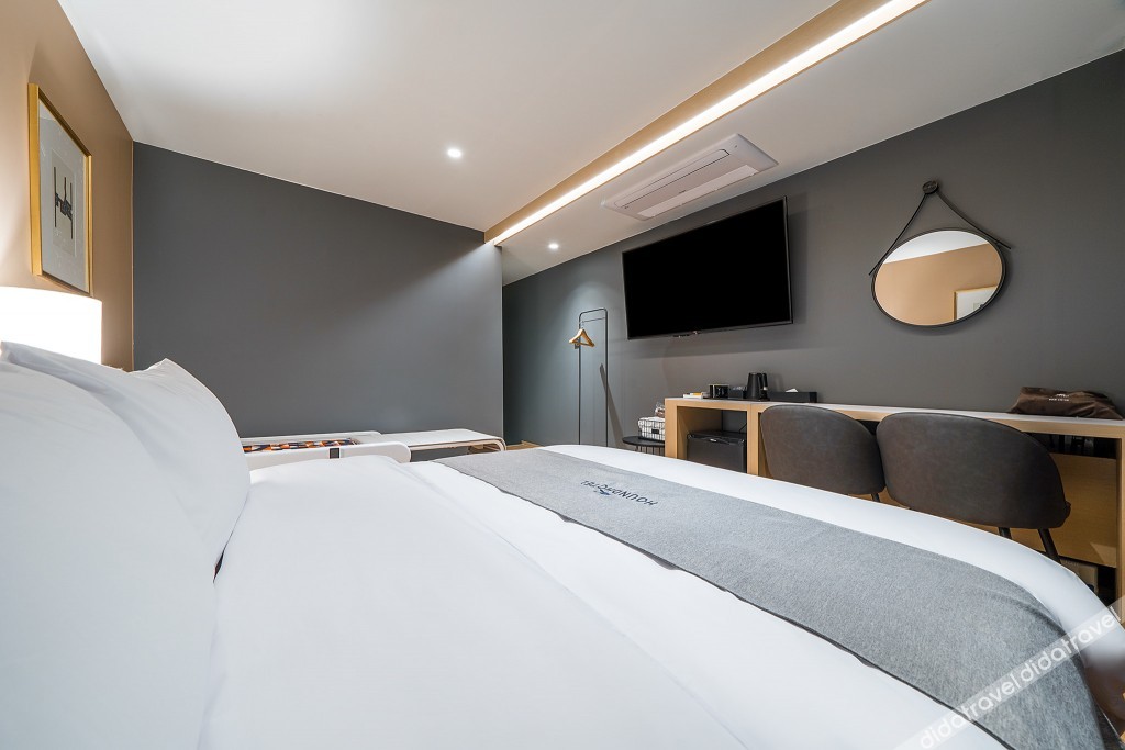Dongnae Hound Hotel Sajik Minam Station 2*
