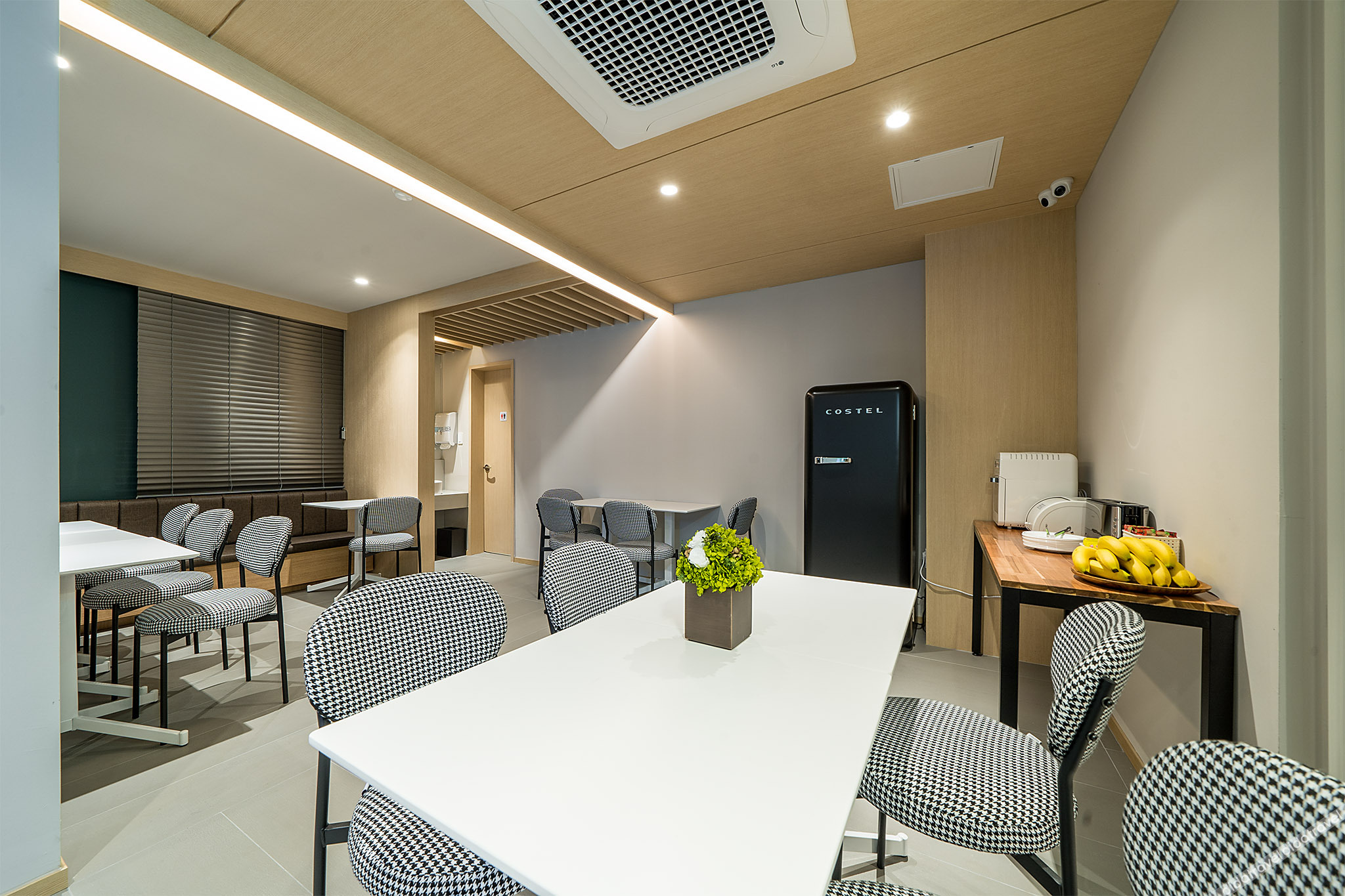 Dongnae Hound Hotel Sajik Minam Station 2*
