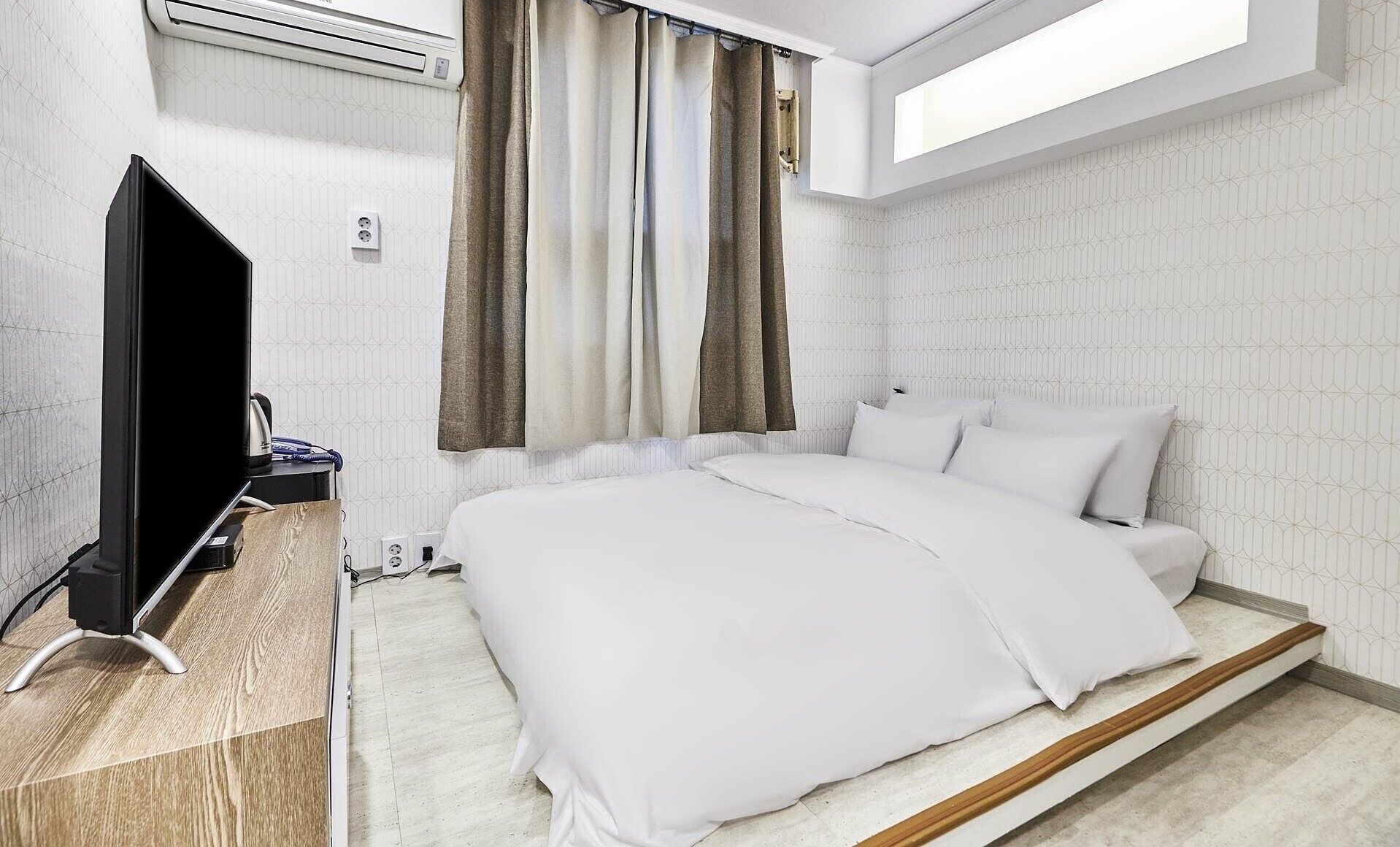 30 month HOTEL 2*
