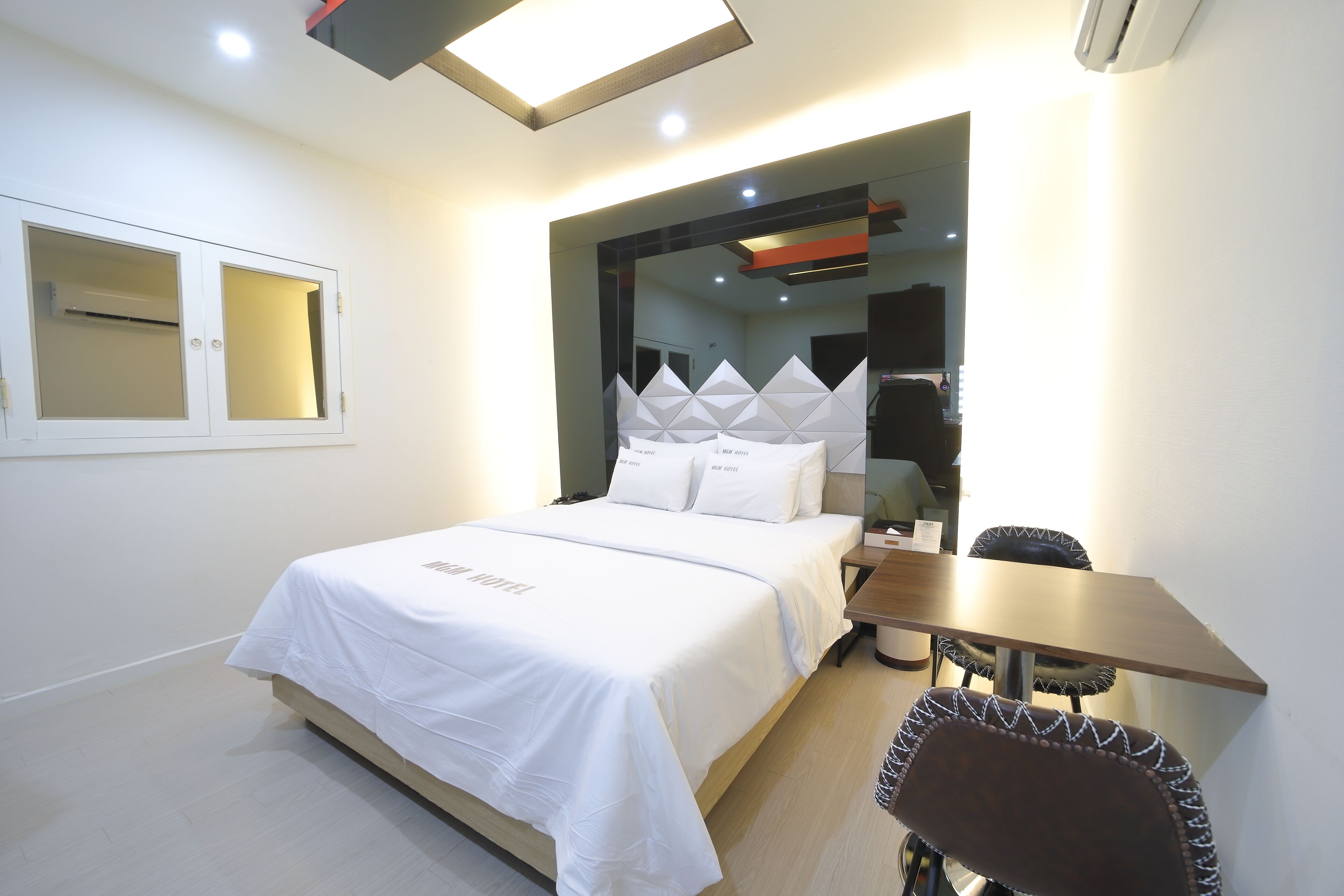 Hotel Via 2*