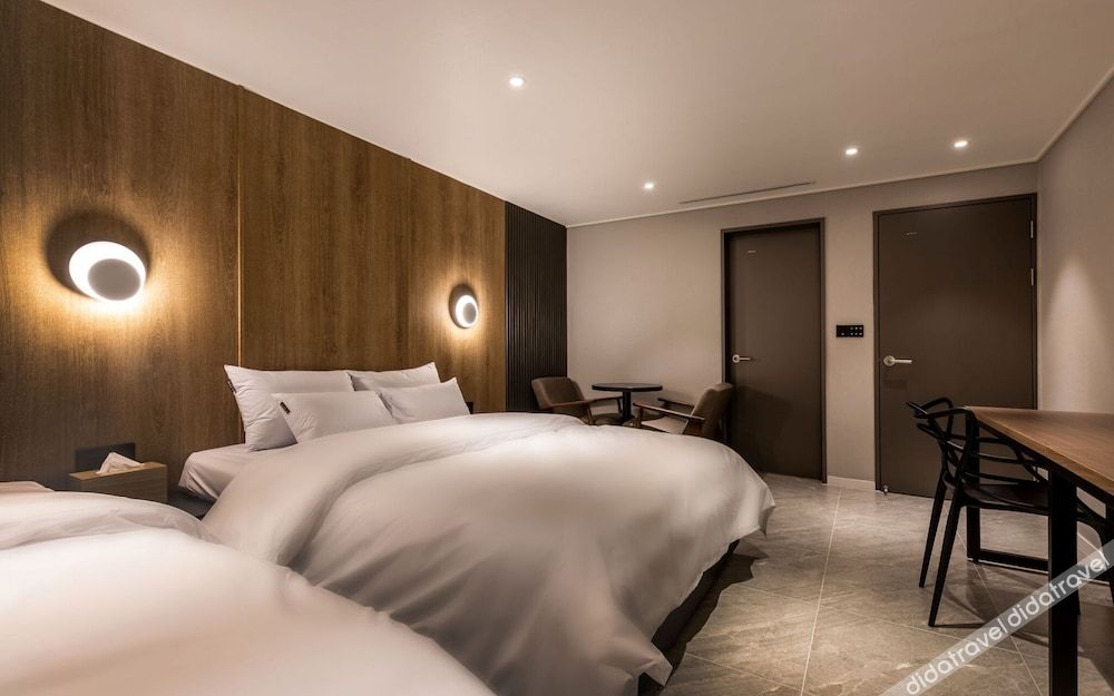 Ilsan Queen Town Hotel 2*