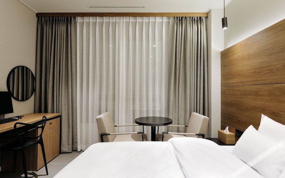 Ilsan Queen Town Hotel 2*