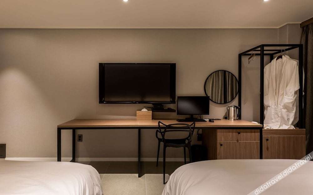 Ilsan Queen Town Hotel 2*