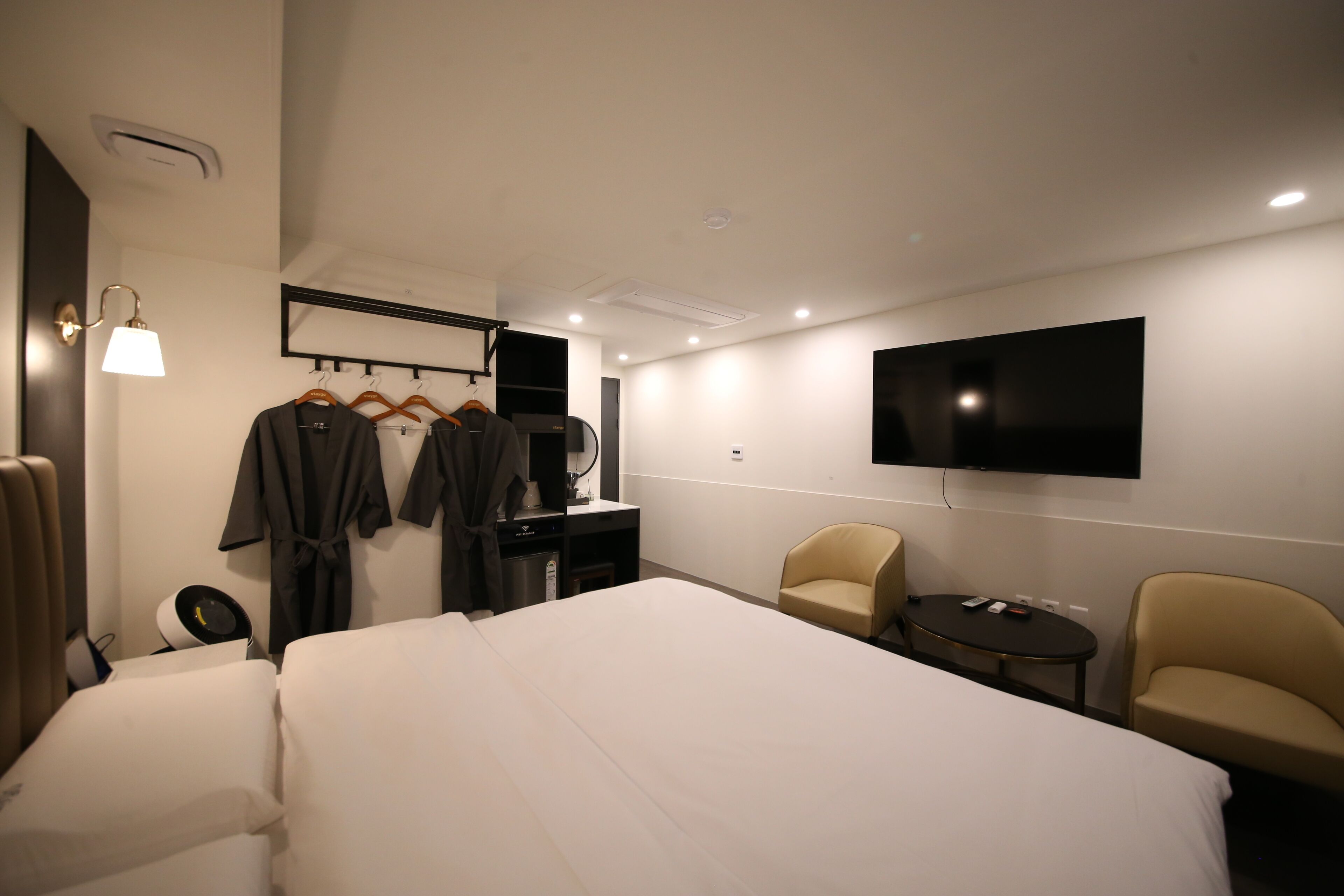 25 HOTEL 2*