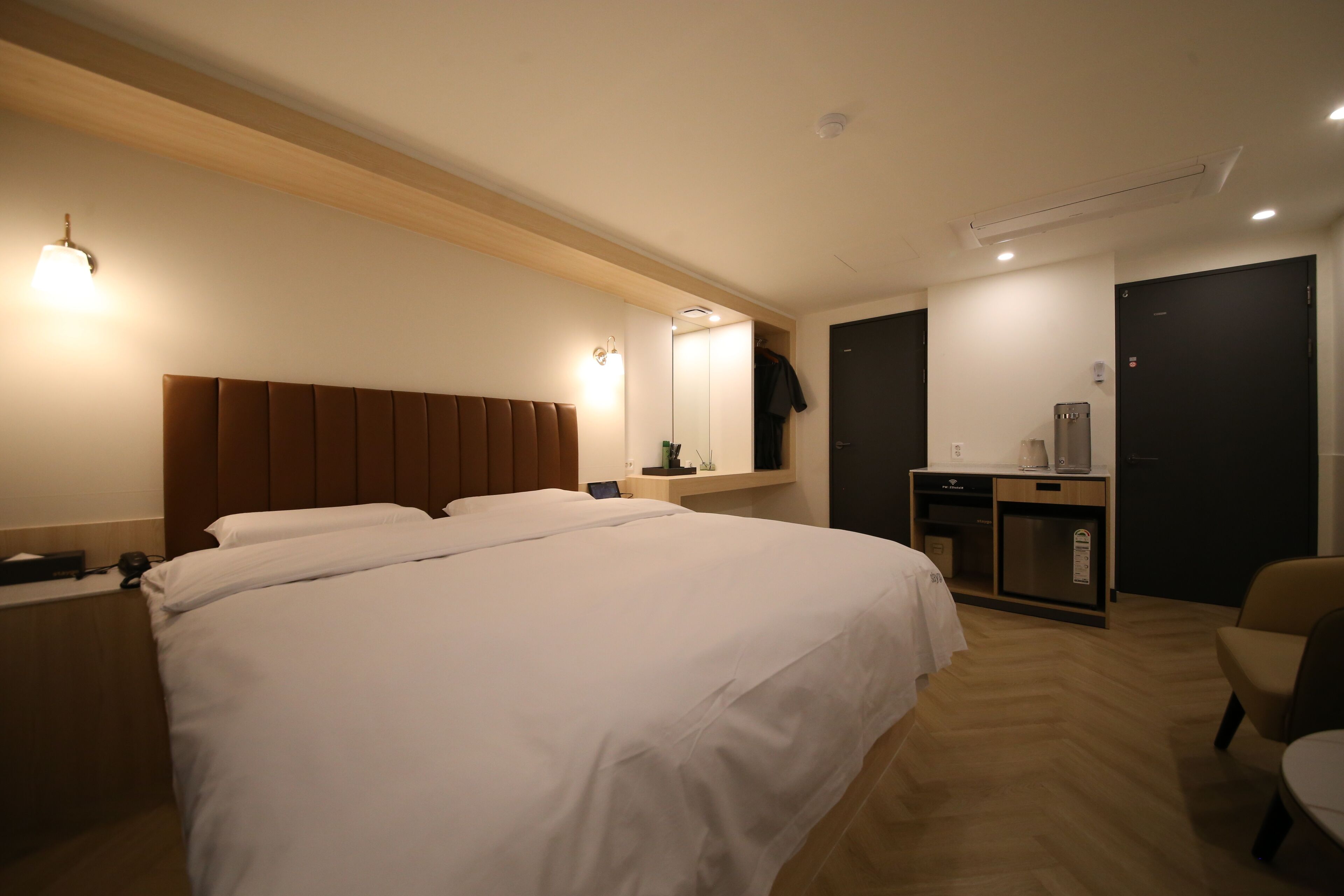 25 HOTEL 2*