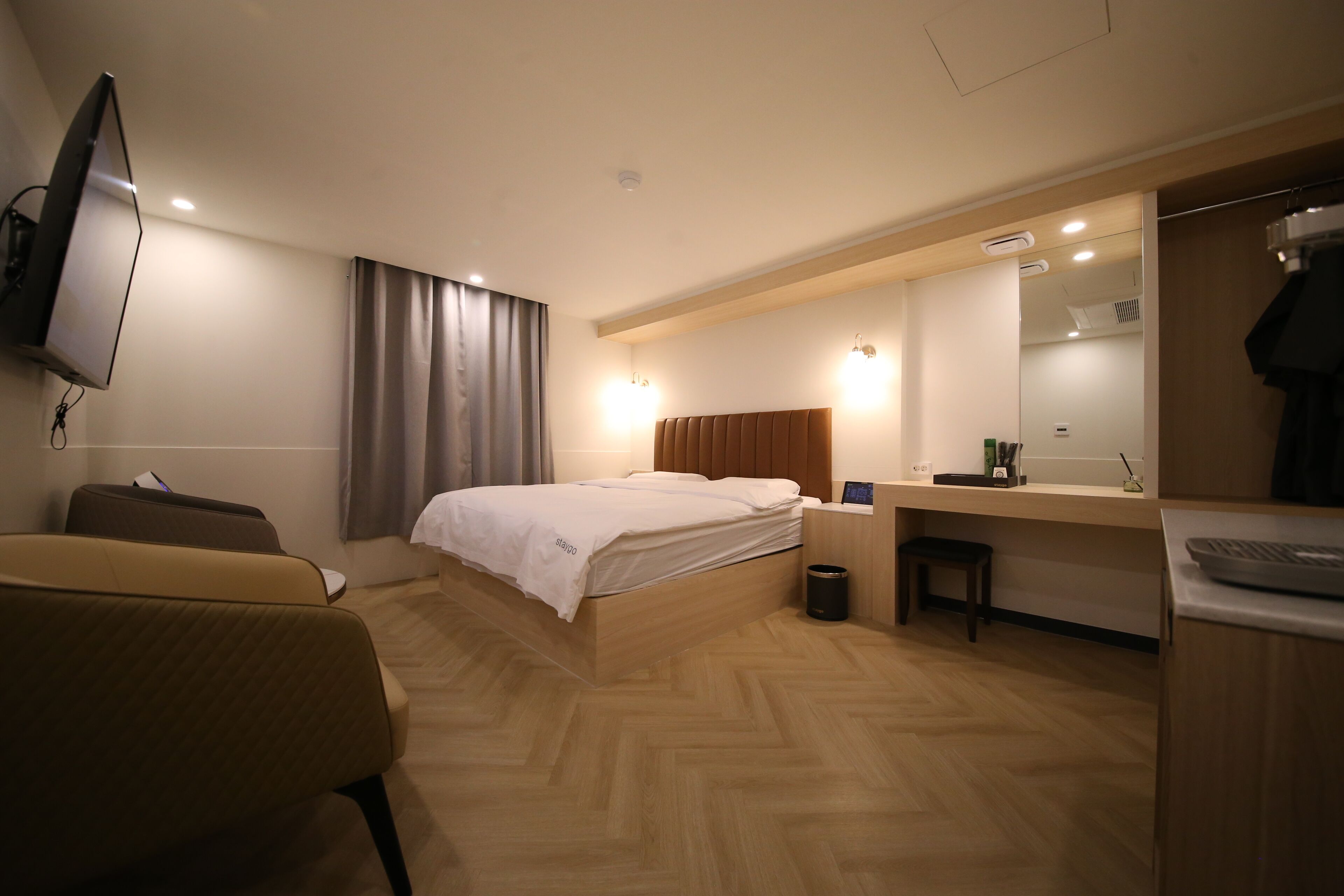 25 HOTEL 2*