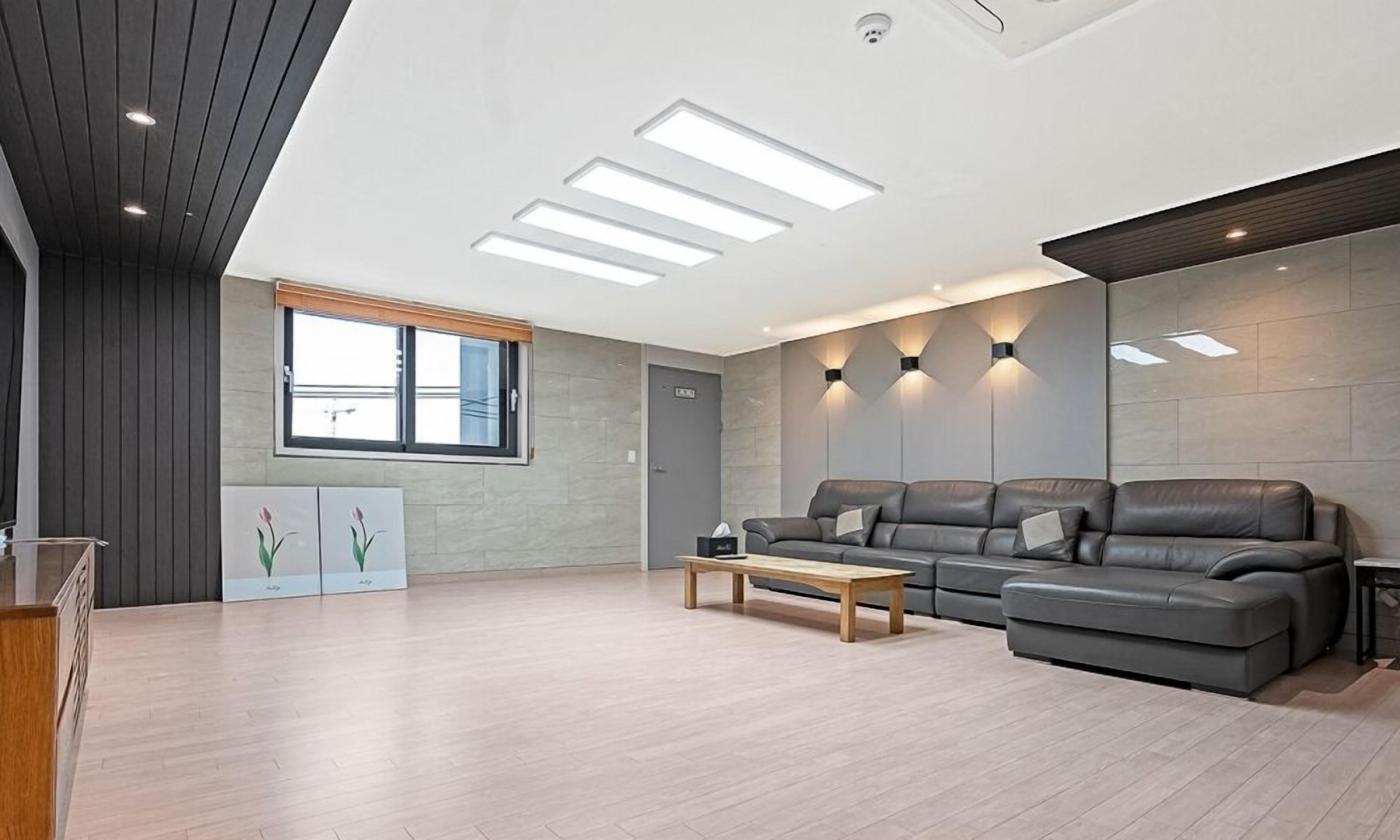 Pohang A1 Hotel Yeongildae Branch 3*