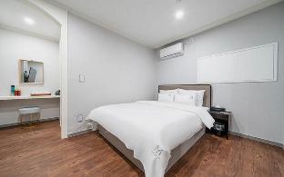 Stay Reve Sou Gyeongnam Gimhae Branch 3*