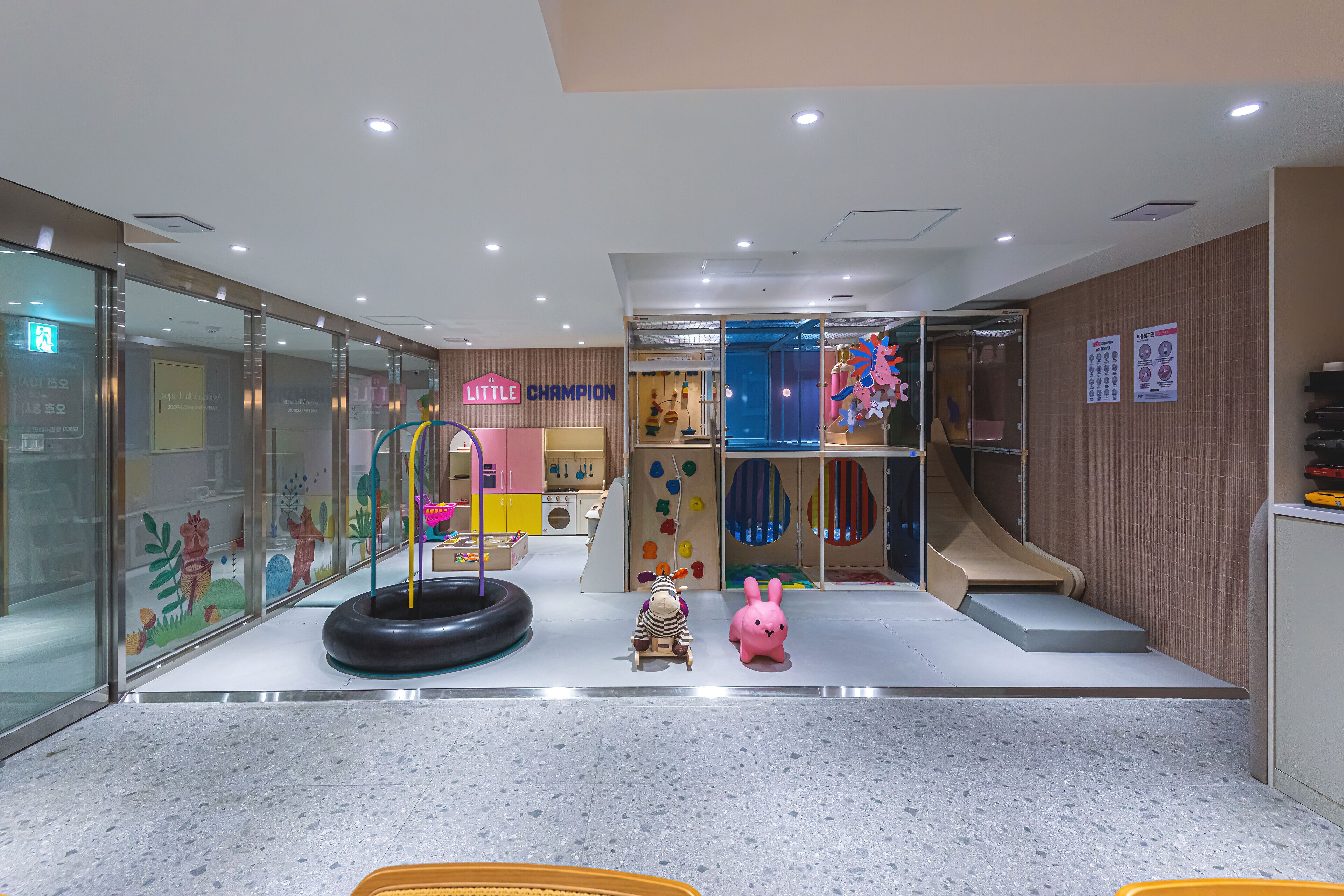 Asherah Villard Aqua Business Hotel 2*