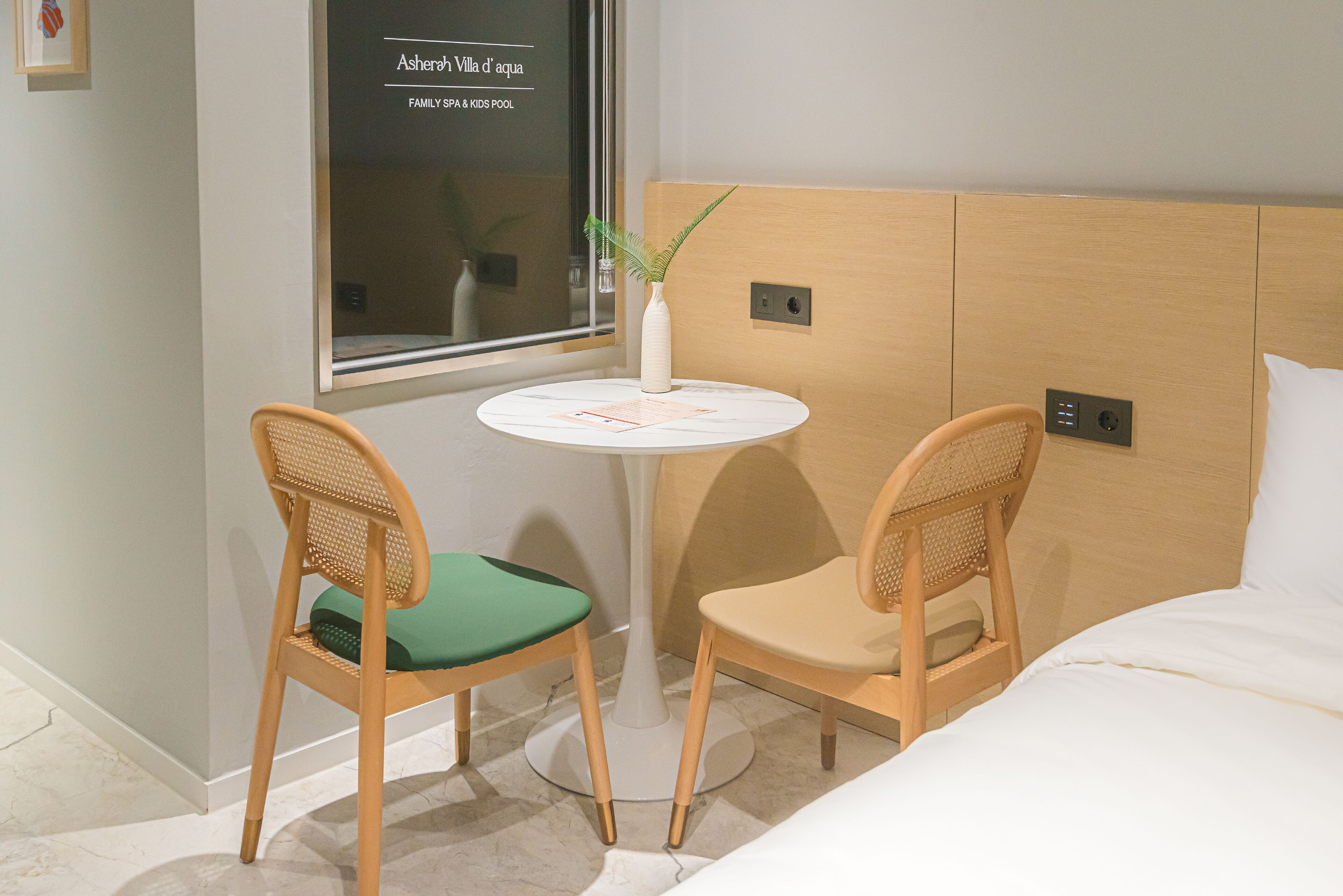 Asherah Villard Aqua Business Hotel 2*