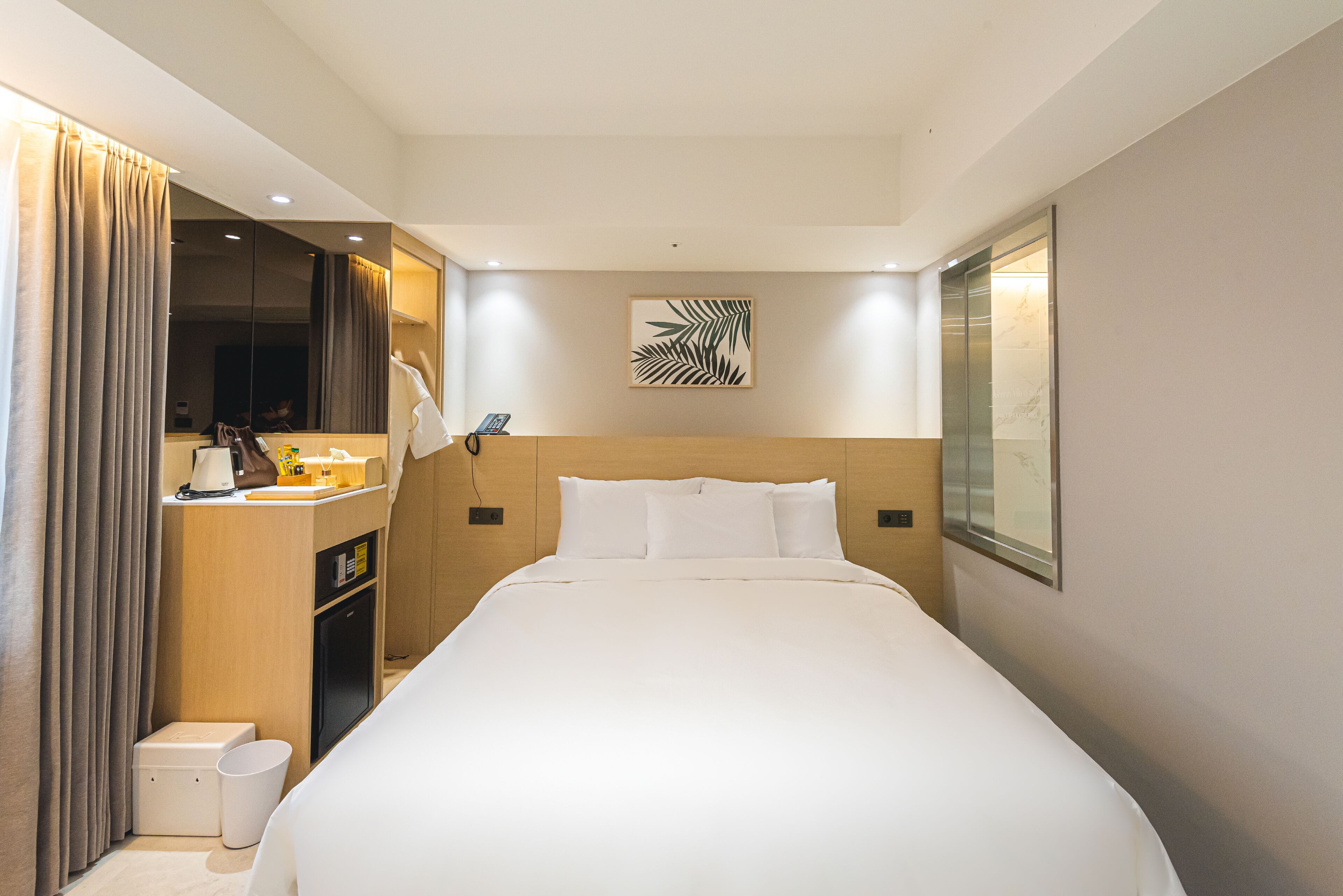 Asherah Villard Aqua Business Hotel 2*
