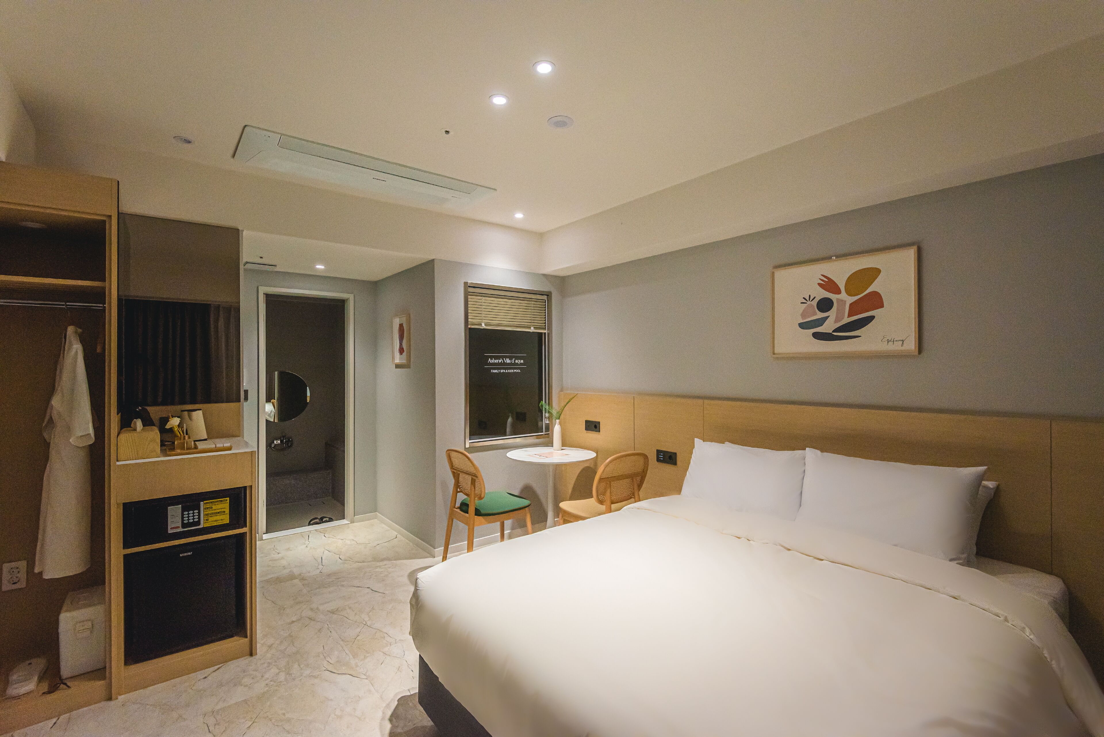 Asherah Villard Aqua Business Hotel 2*