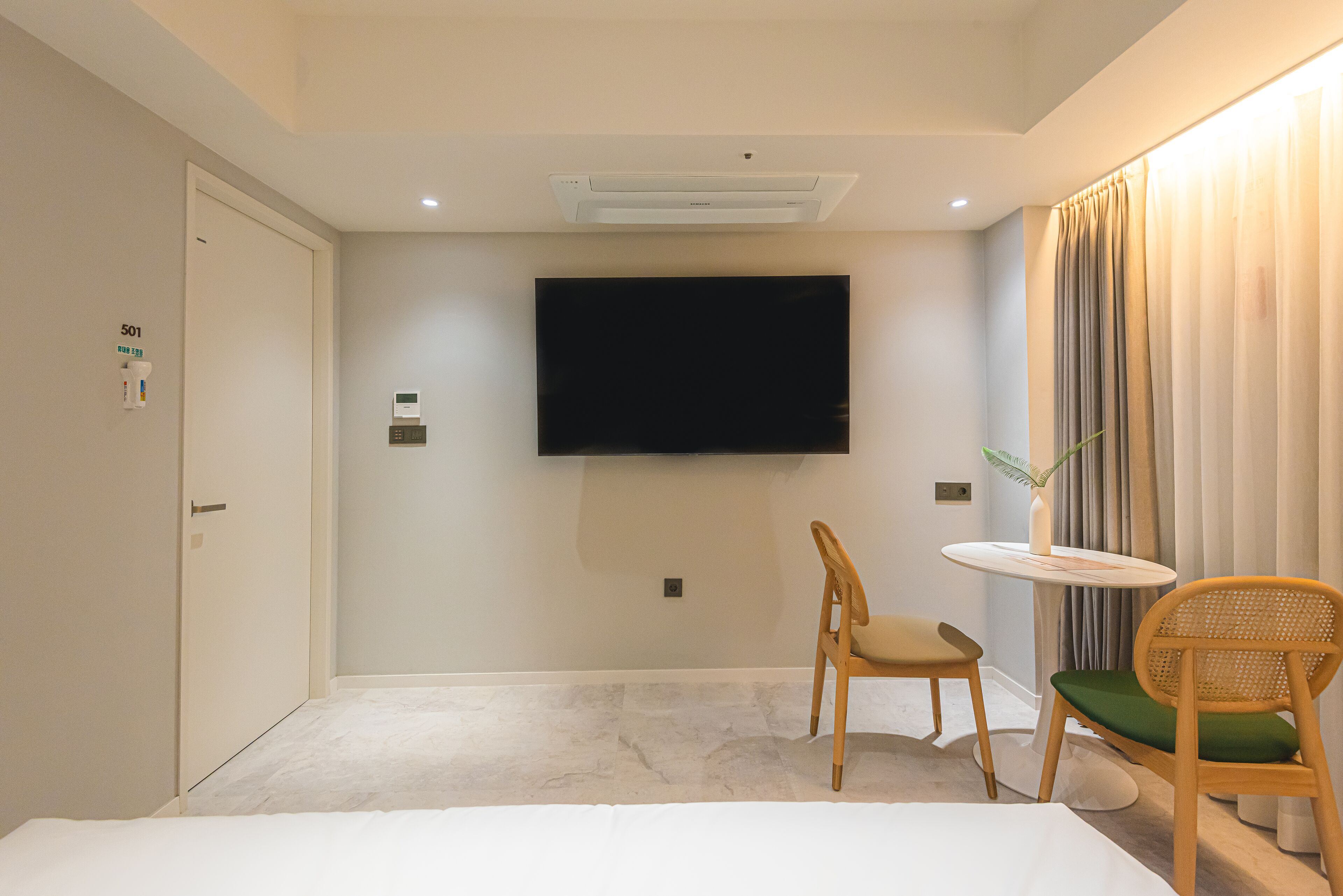 Asherah Villard Aqua Business Hotel 2*