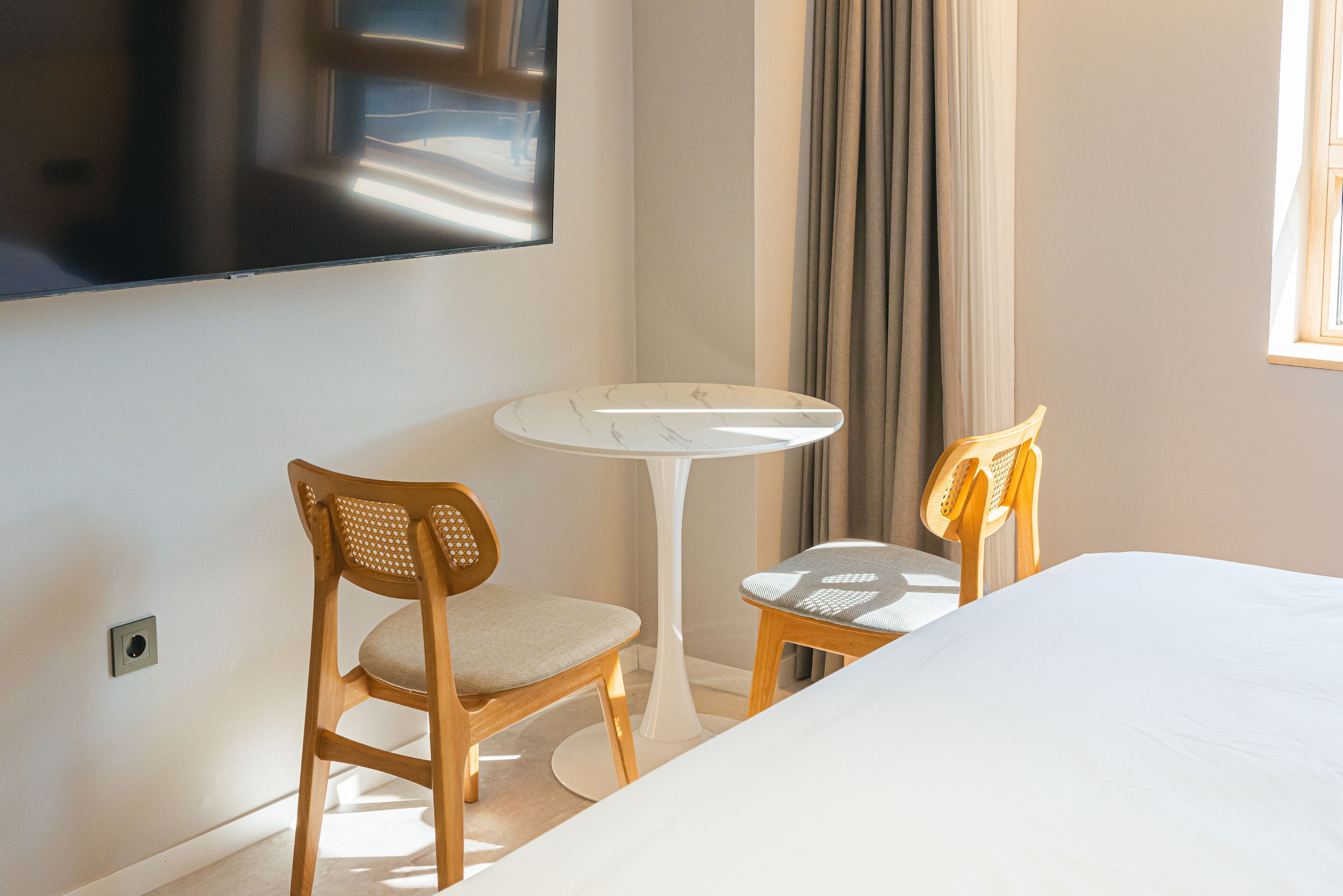 Asherah Villard Aqua Business Hotel 2*