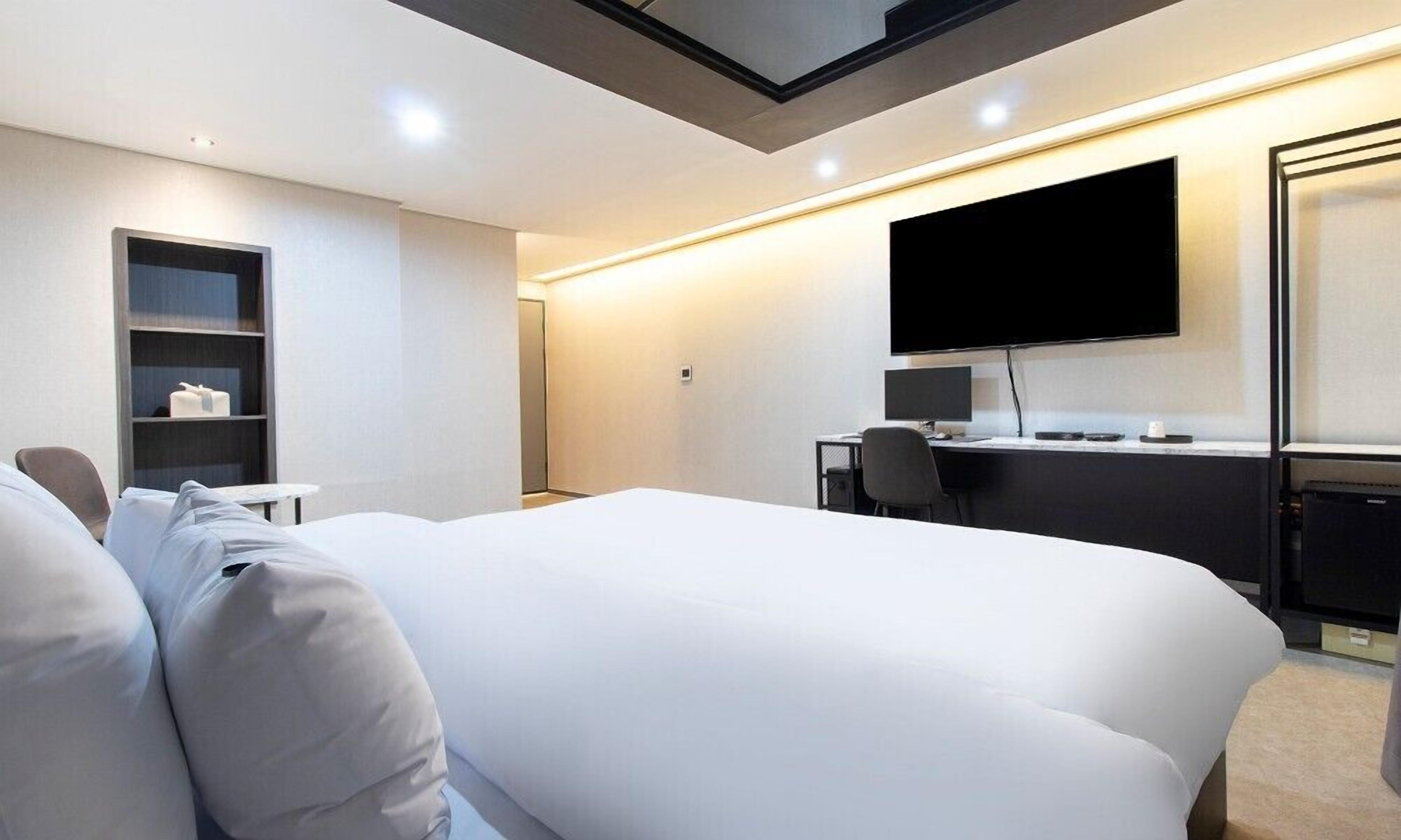 Hwaseong Stay13 Hotel 2*