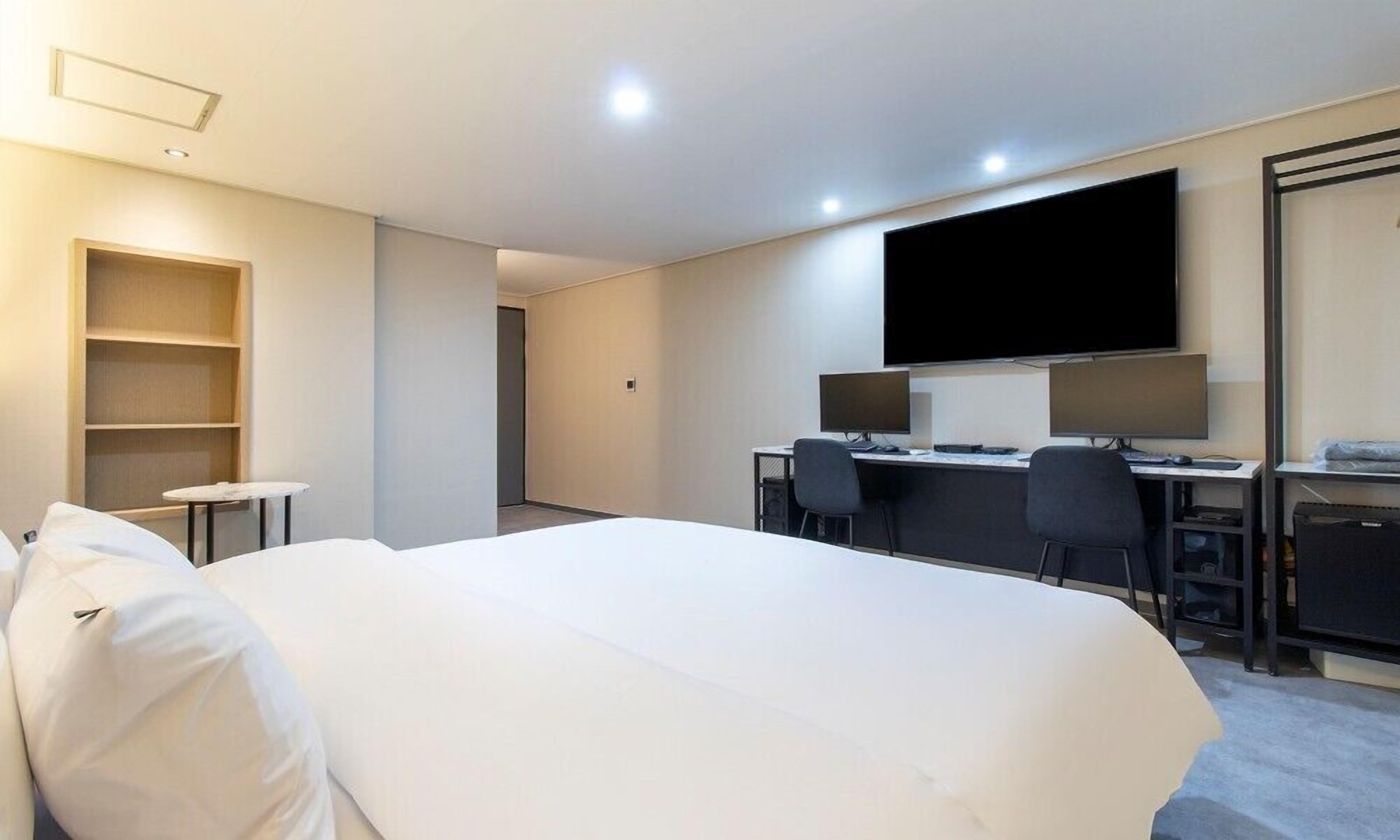 Hwaseong Stay13 Hotel 2*