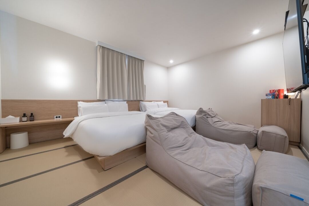 Anook Hotel Ilsan 2*