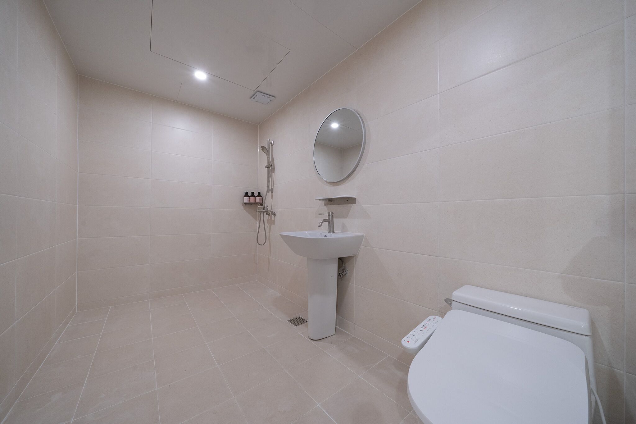 Anook Hotel Ilsan 2*