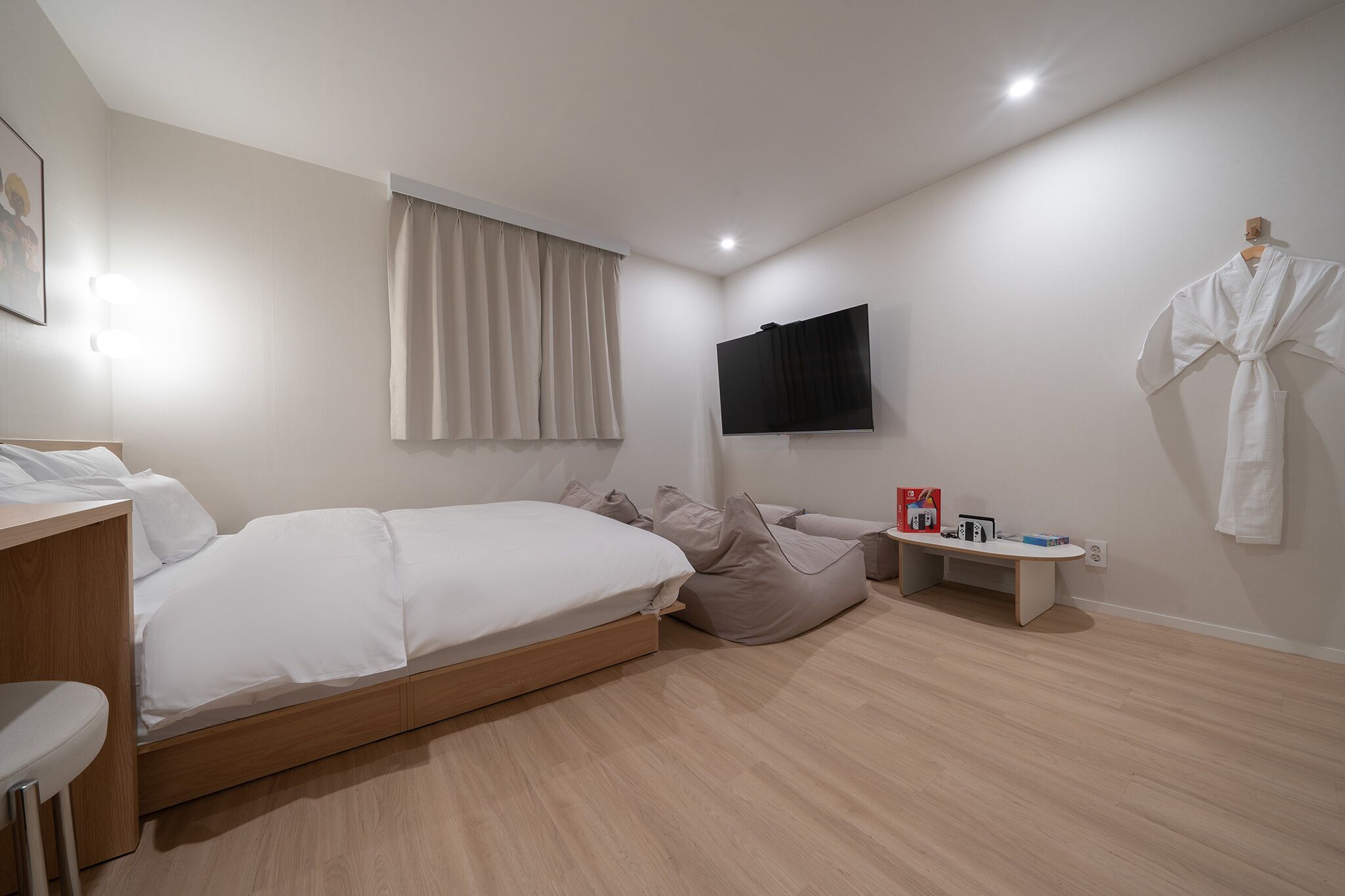 Anook Hotel Ilsan 2*