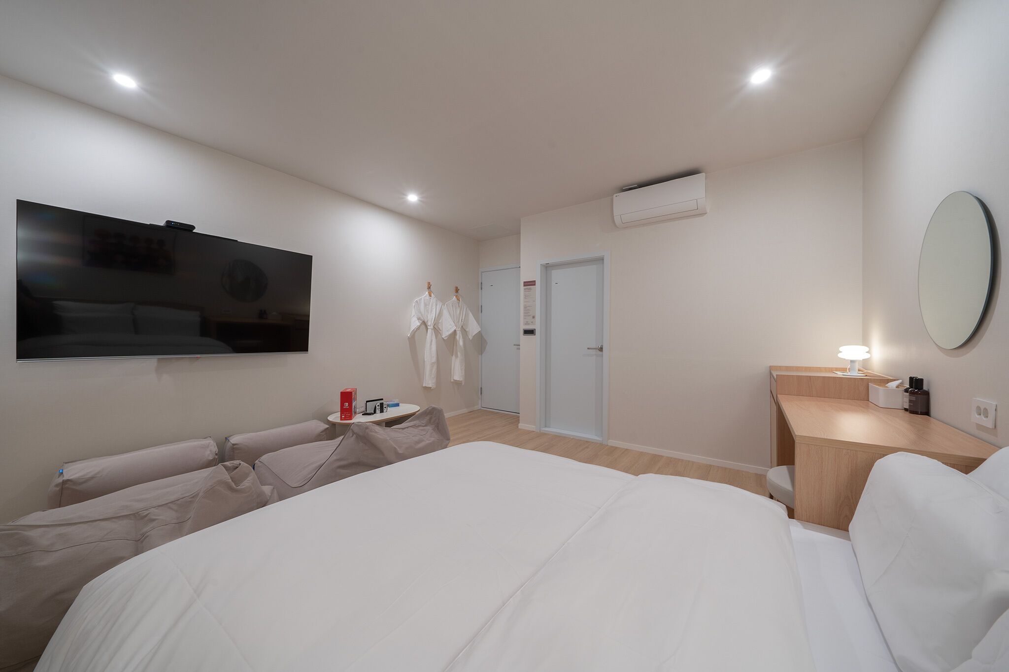 Anook Hotel Ilsan 2*