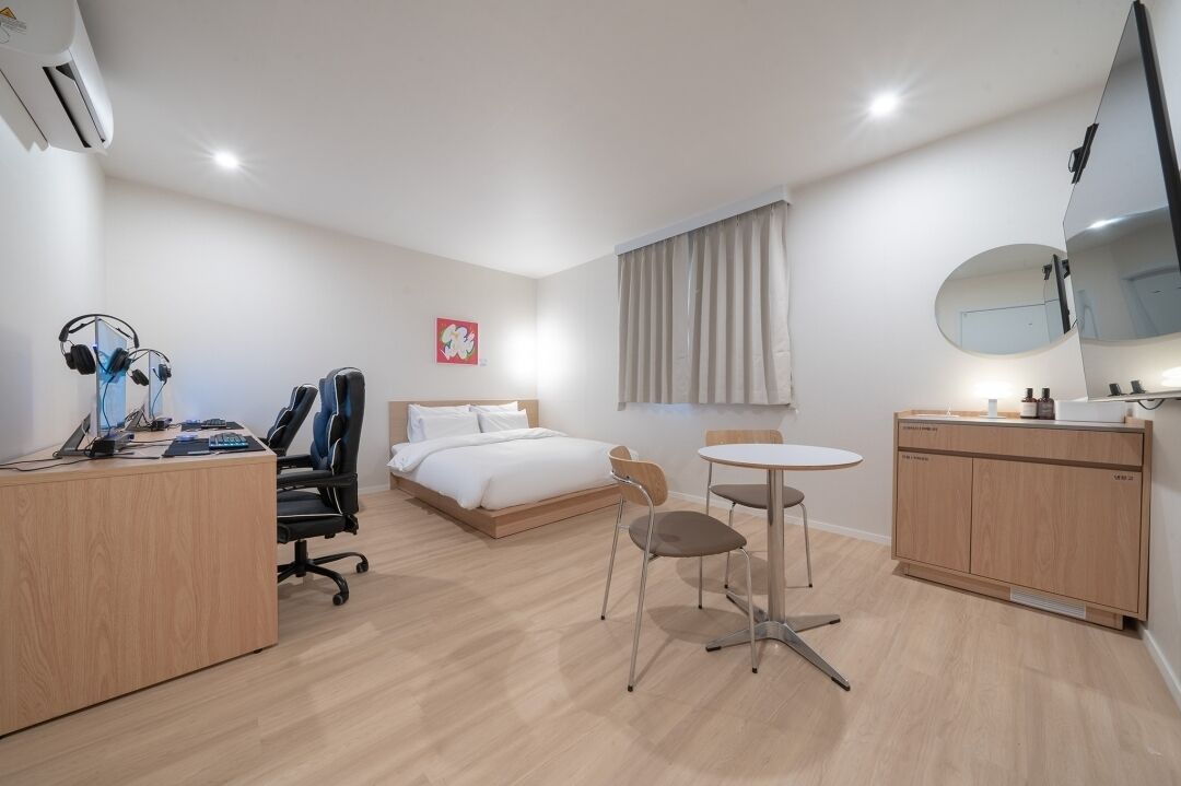 Anook Hotel Ilsan 2*