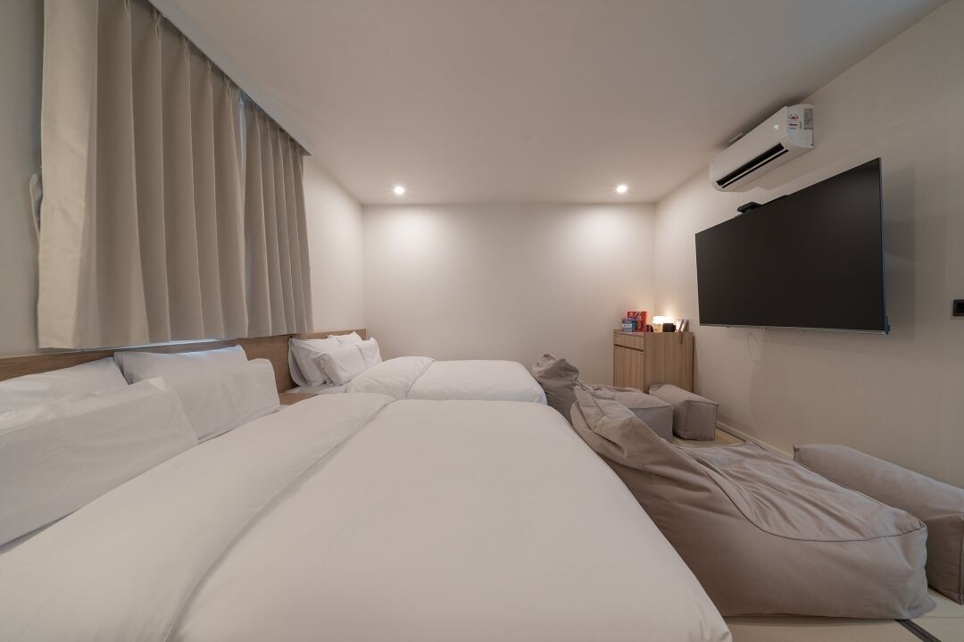 Anook Hotel Ilsan 2*