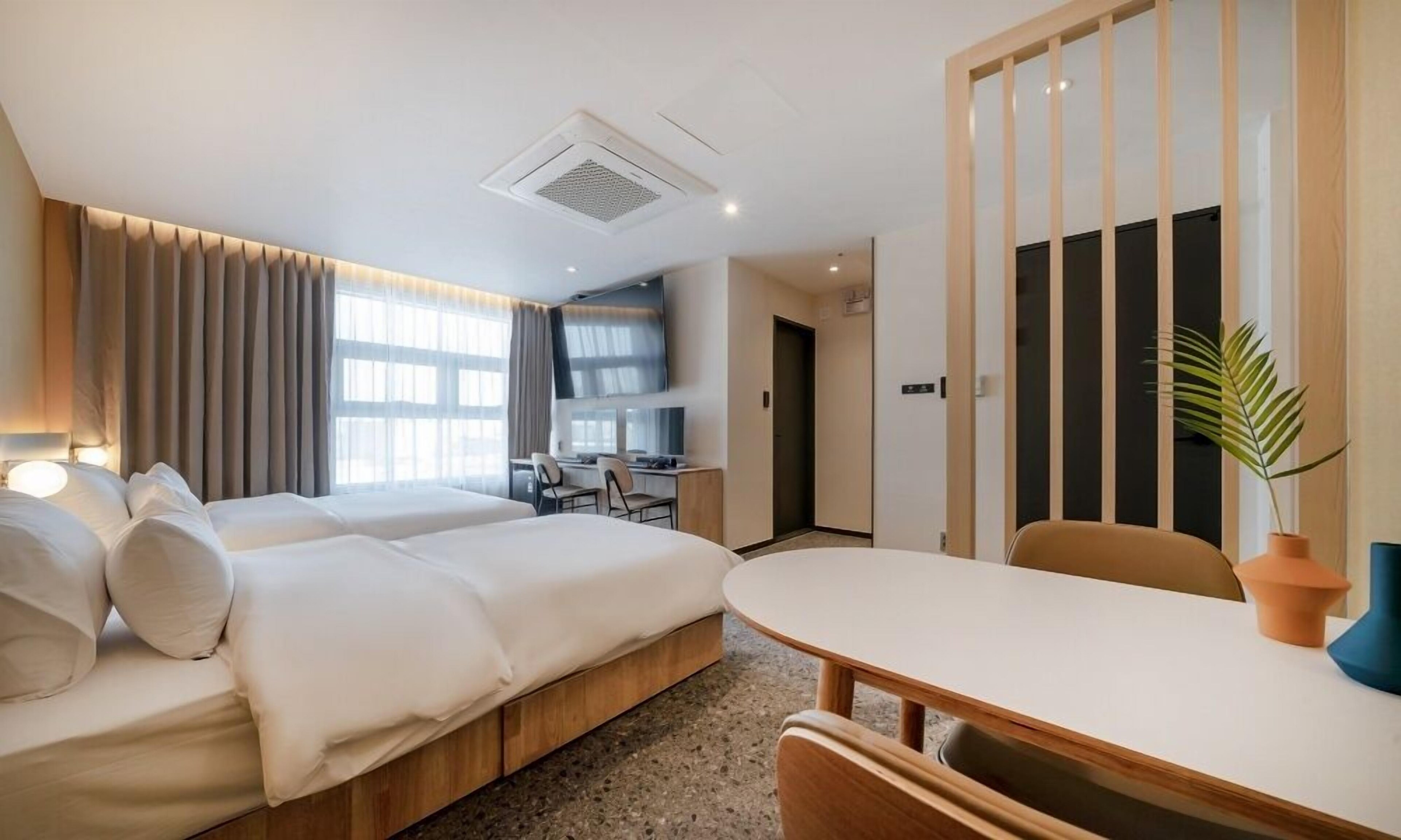 Siheung No25 hotel Geobuksum 2*