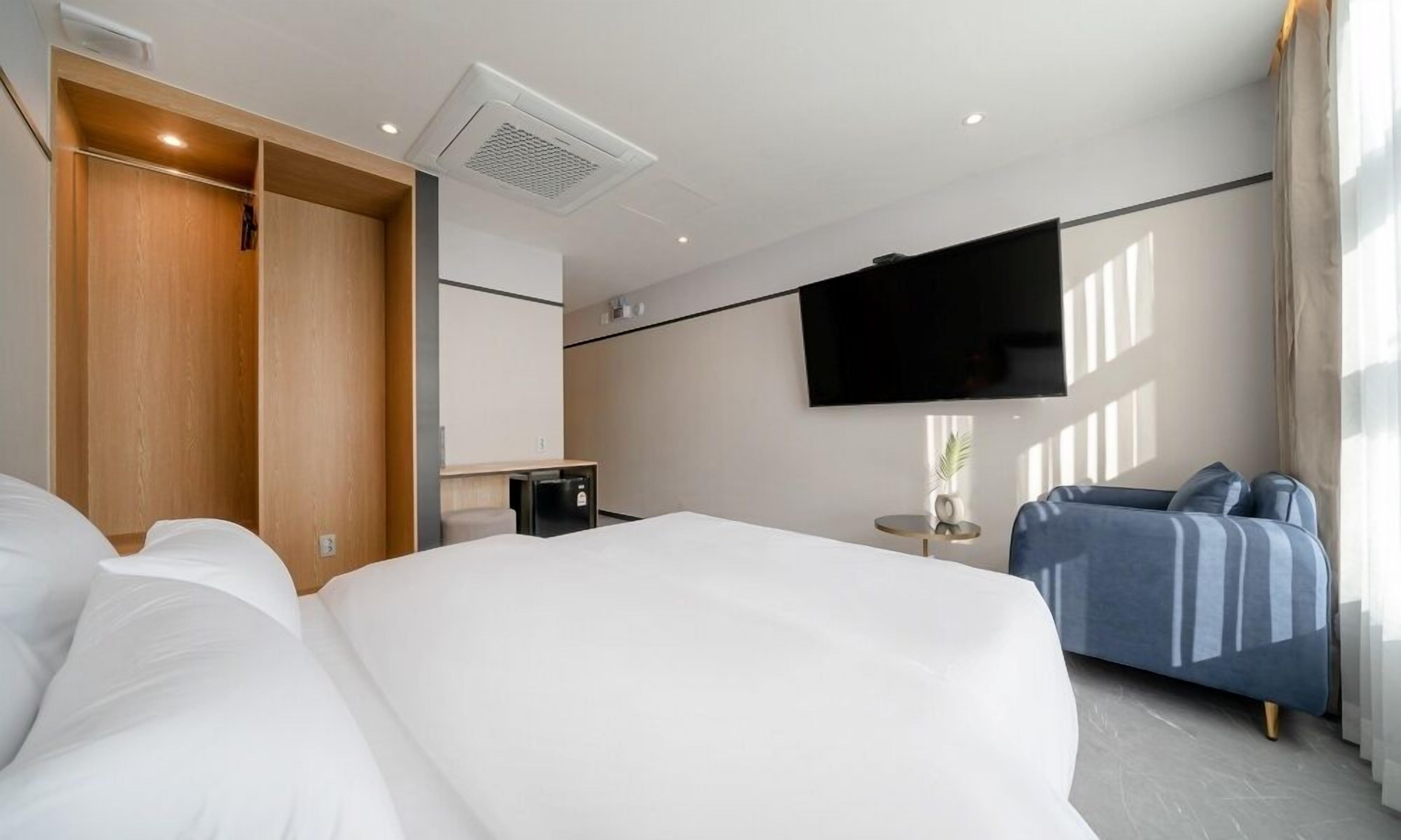 Siheung No25 hotel Geobuksum 2*