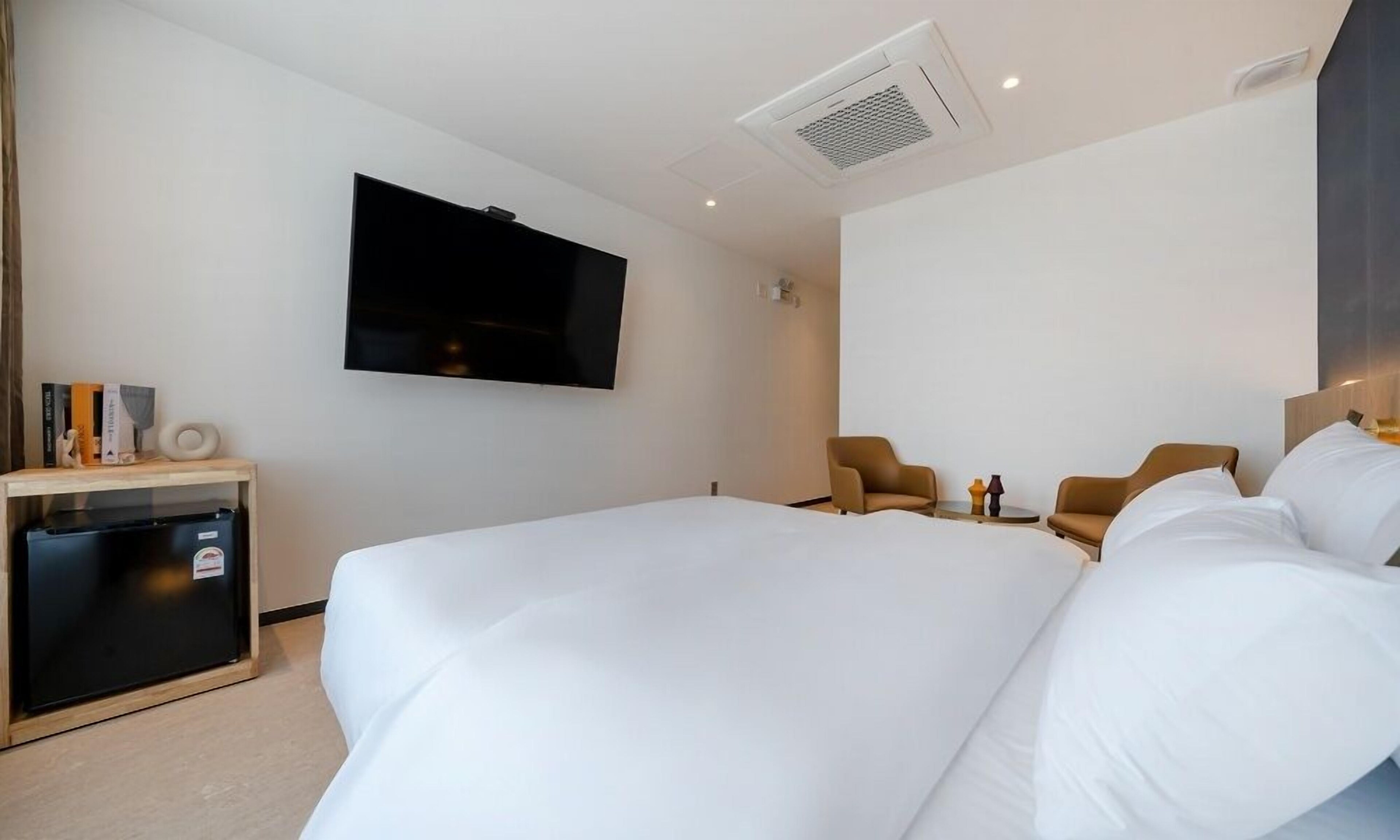Siheung No25 hotel Geobuksum 2*
