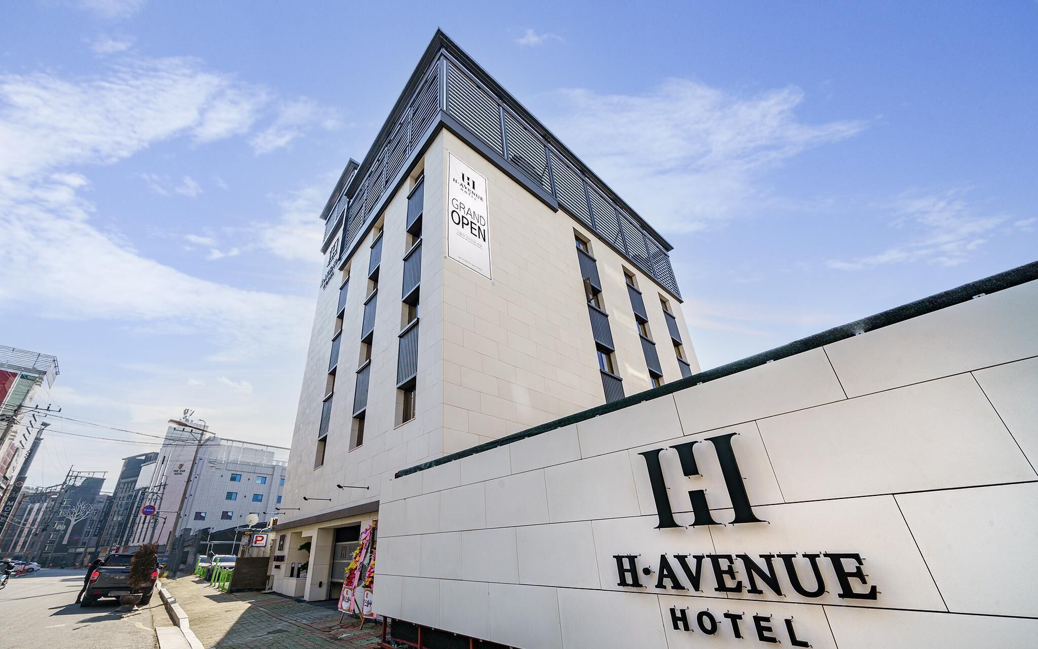 H Avenue Gimhae Samgye 0*