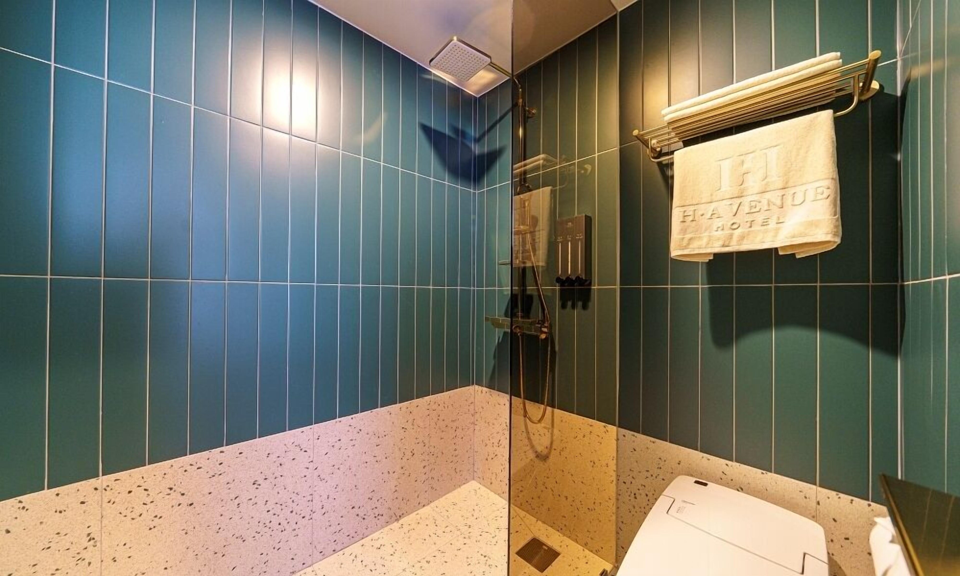 H-Avenue Hotel Geomdan New Town 3*