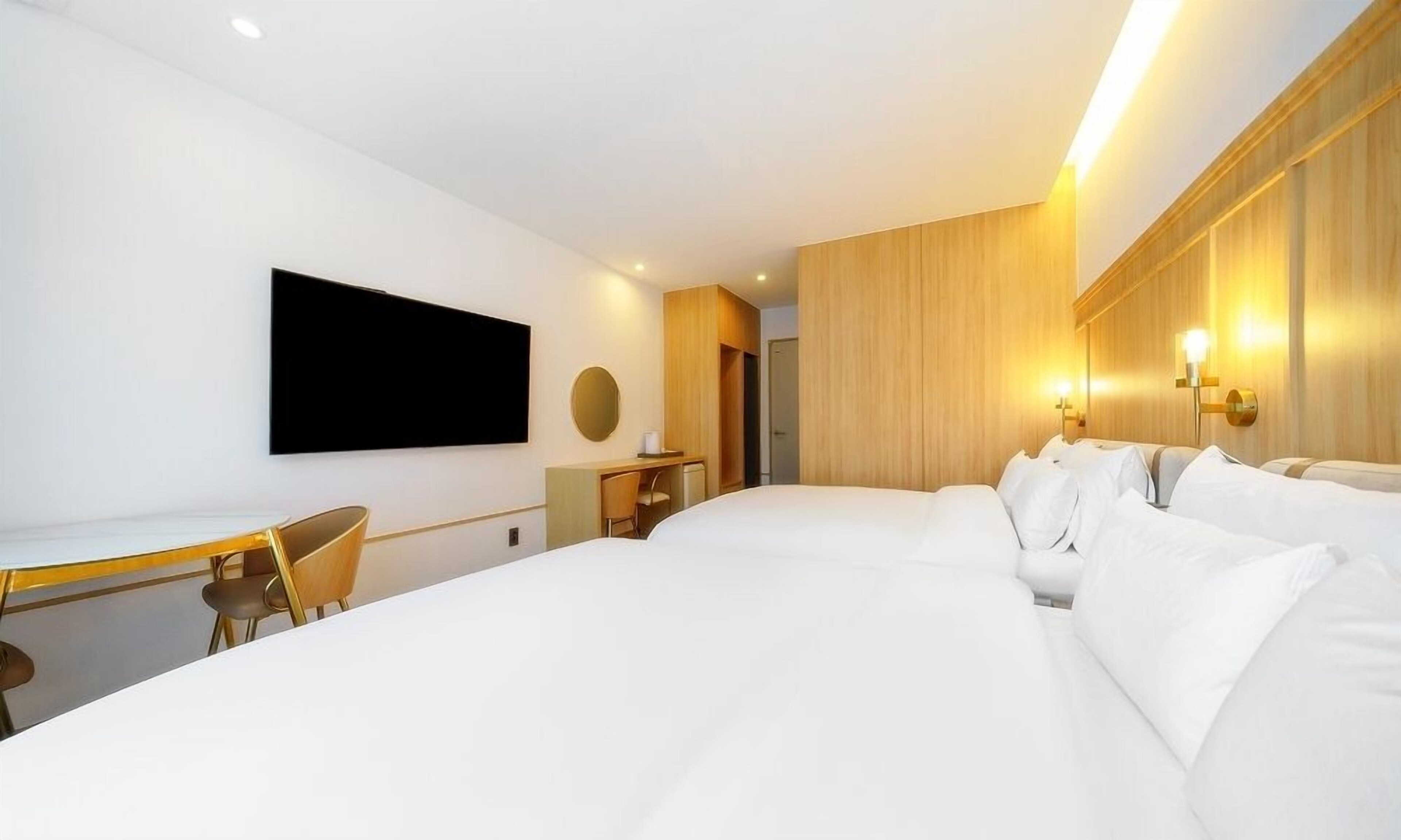 H-Avenue Hotel Geomdan New Town 3*