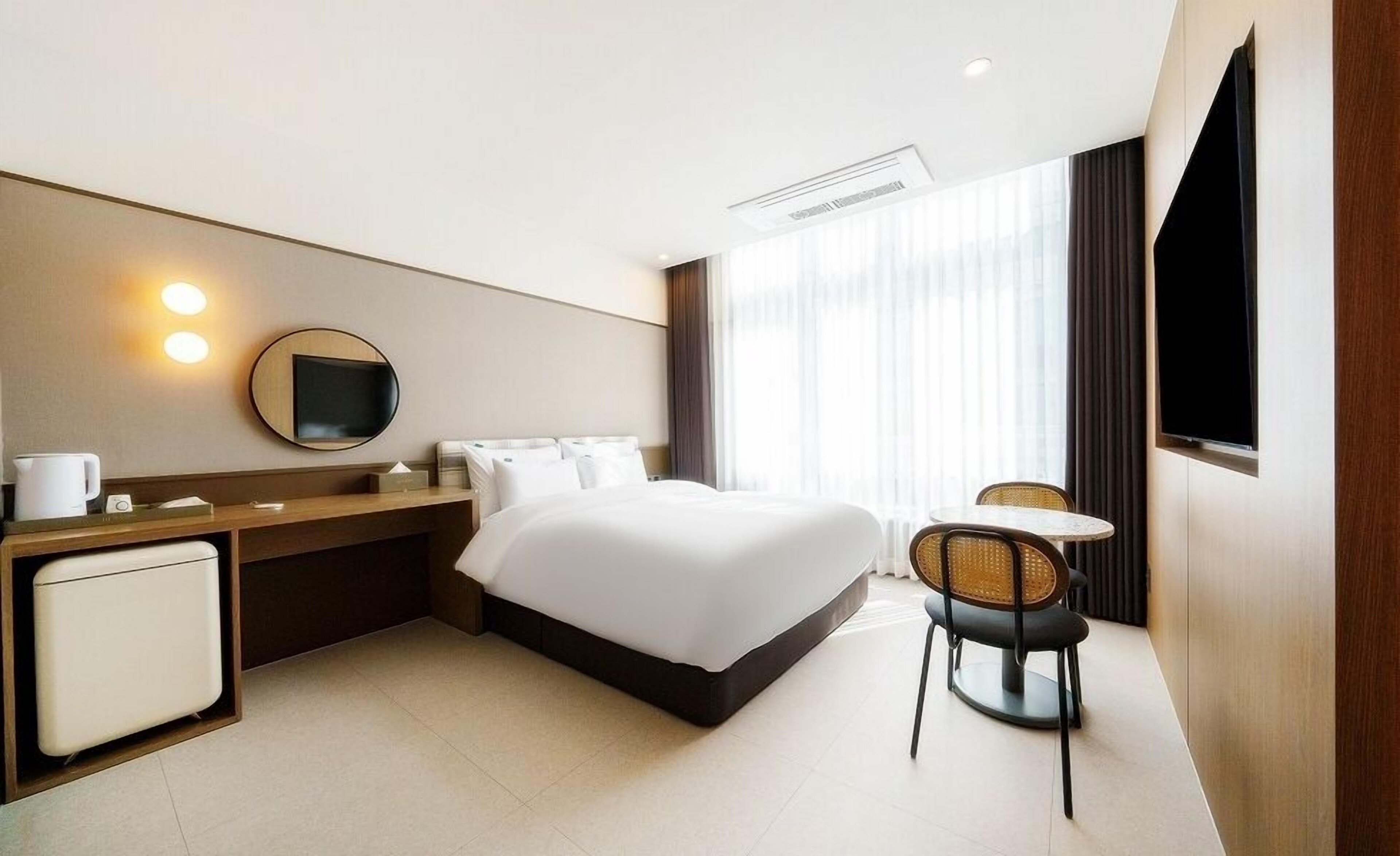 H-Avenue Hotel Geomdan New Town 3*