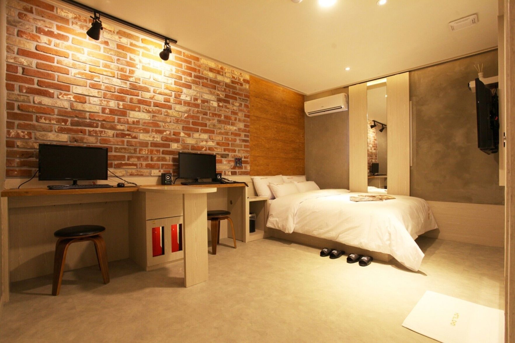 Myeonmok Choi Hotel 0*