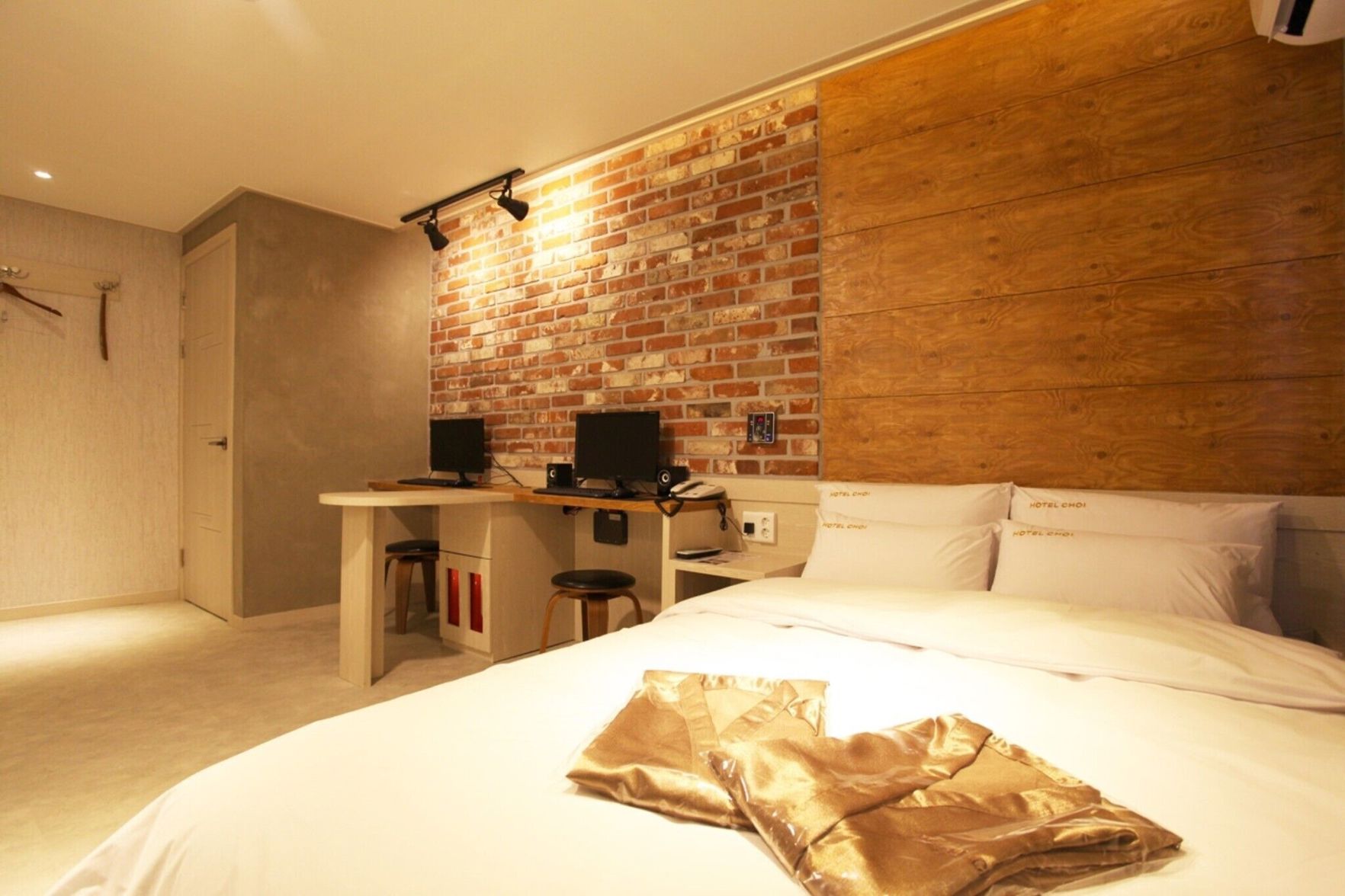Myeonmok Choi Hotel 0*