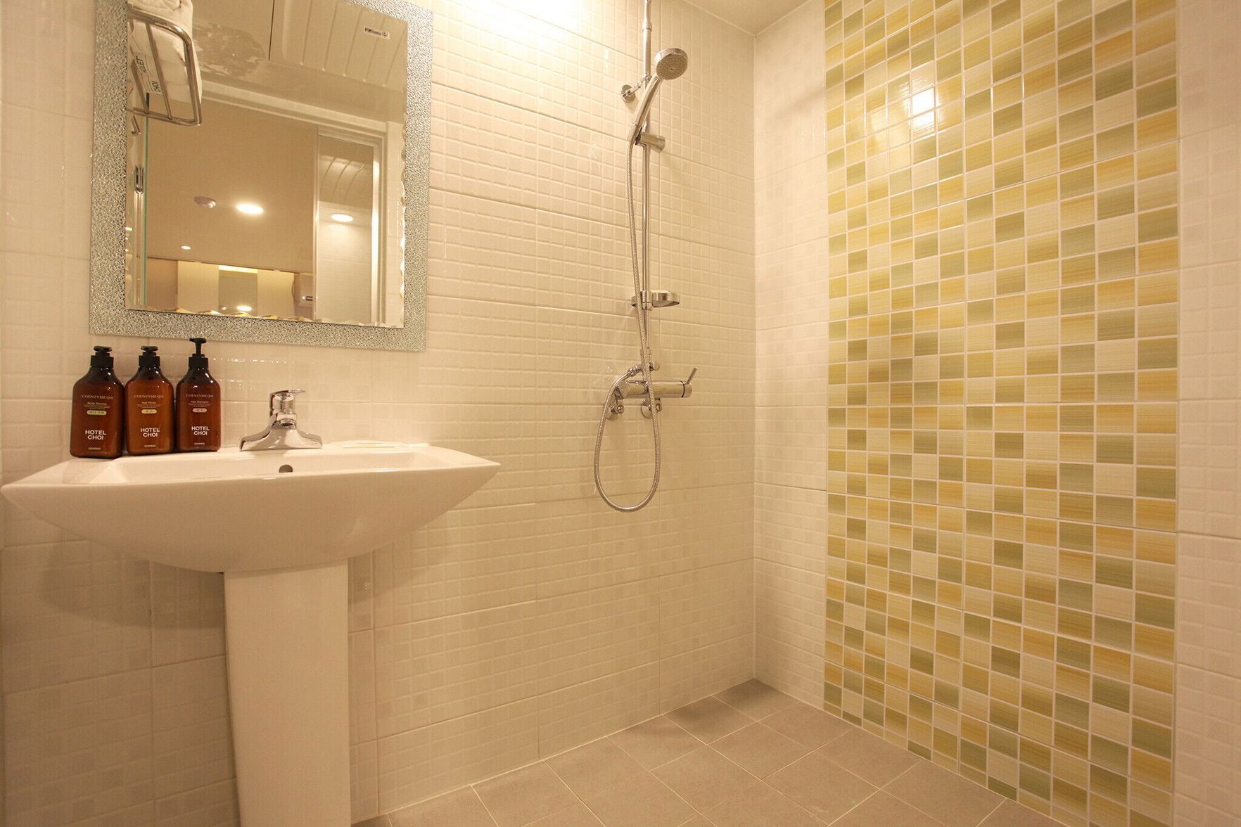 Myeonmok Choi Hotel 0*