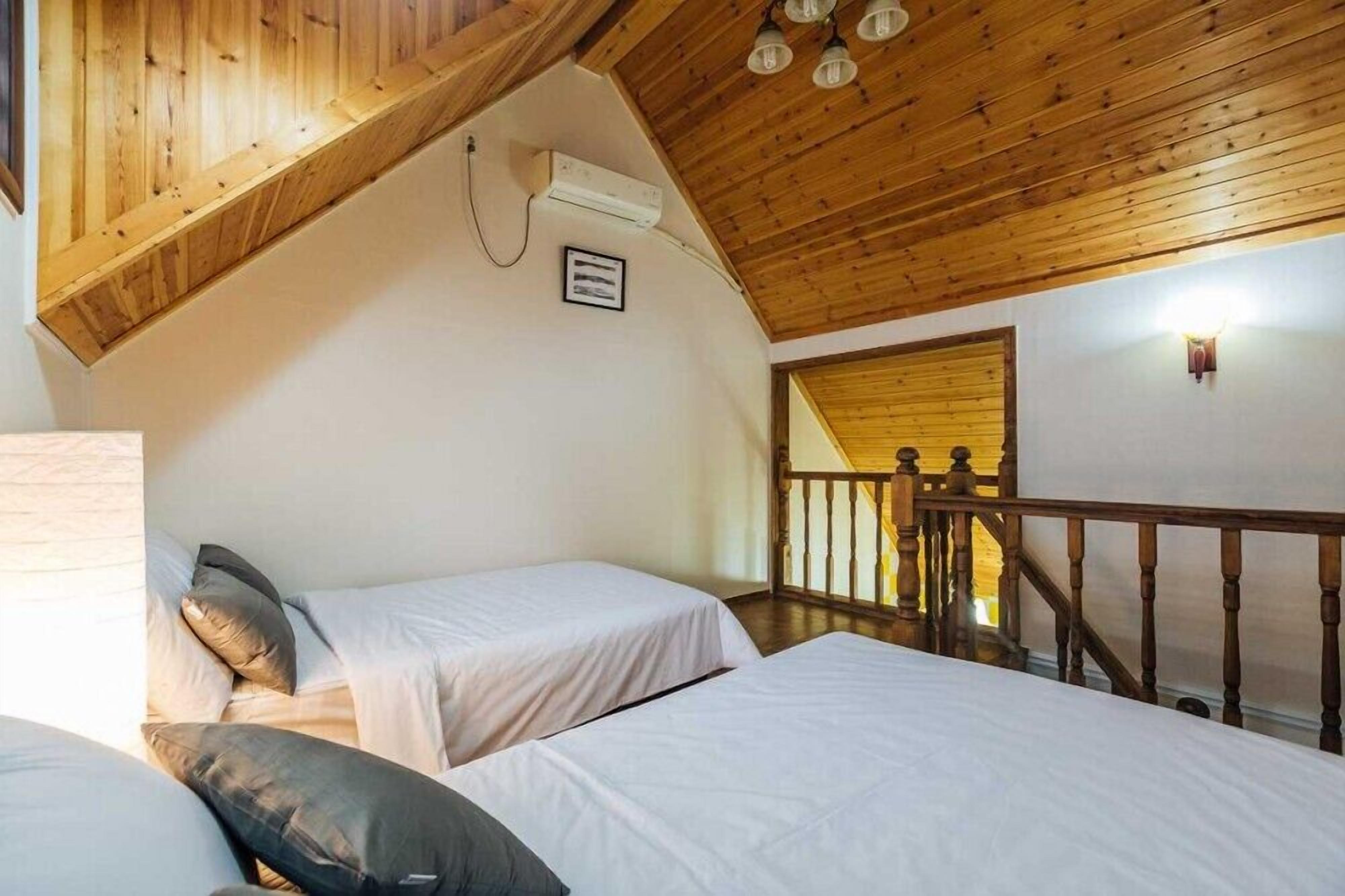 Indigo Pension 0*