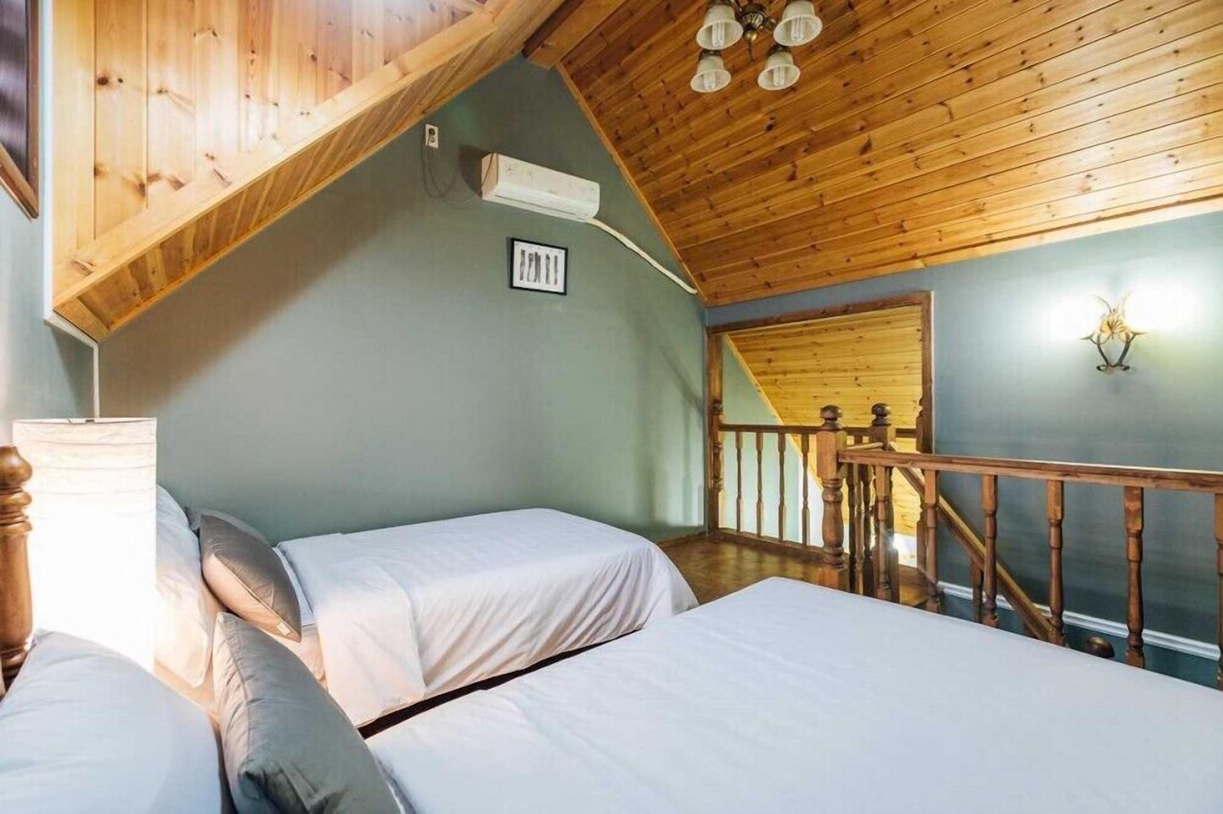 Indigo Pension 0*
