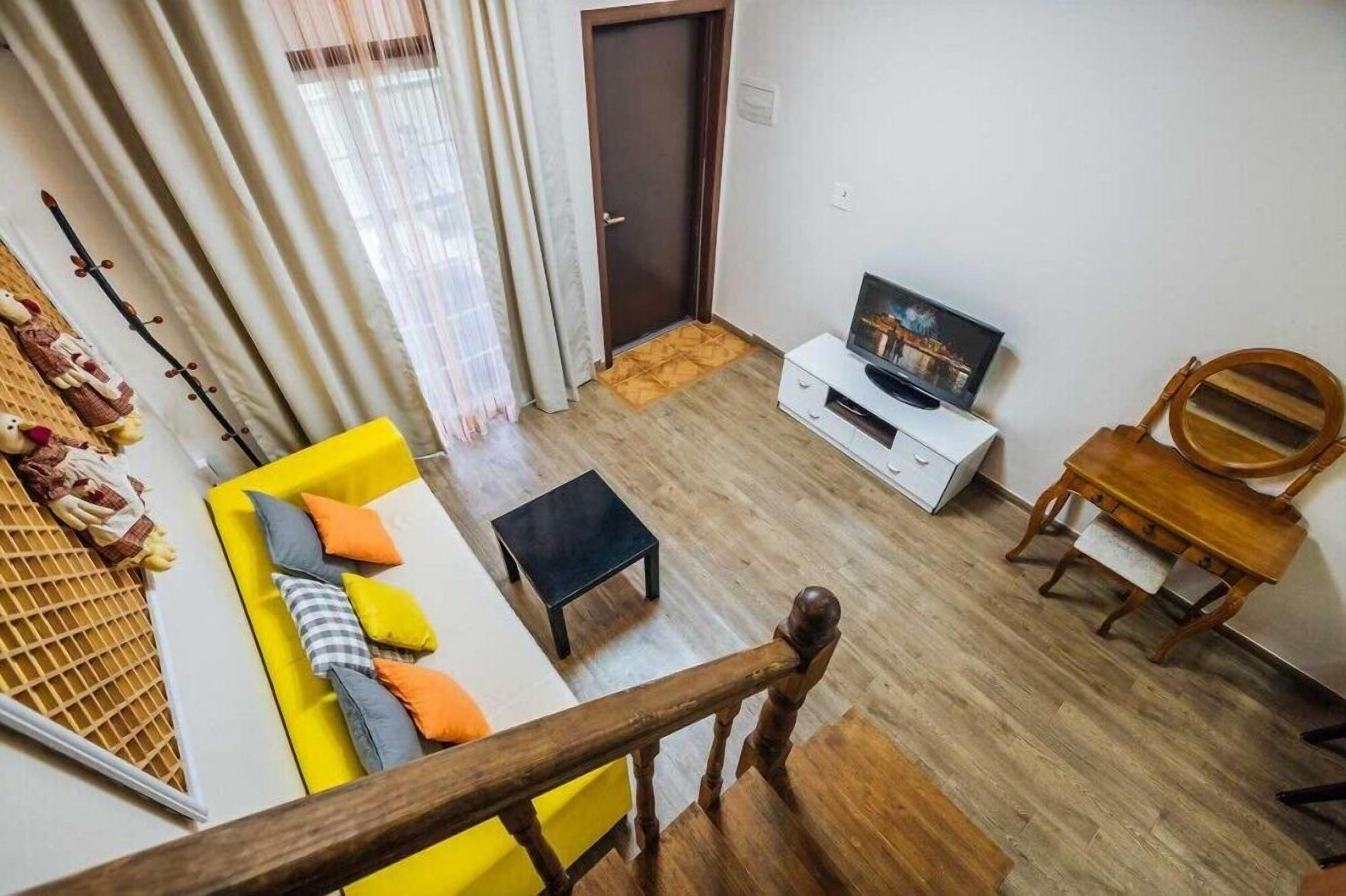 Indigo Pension 0*