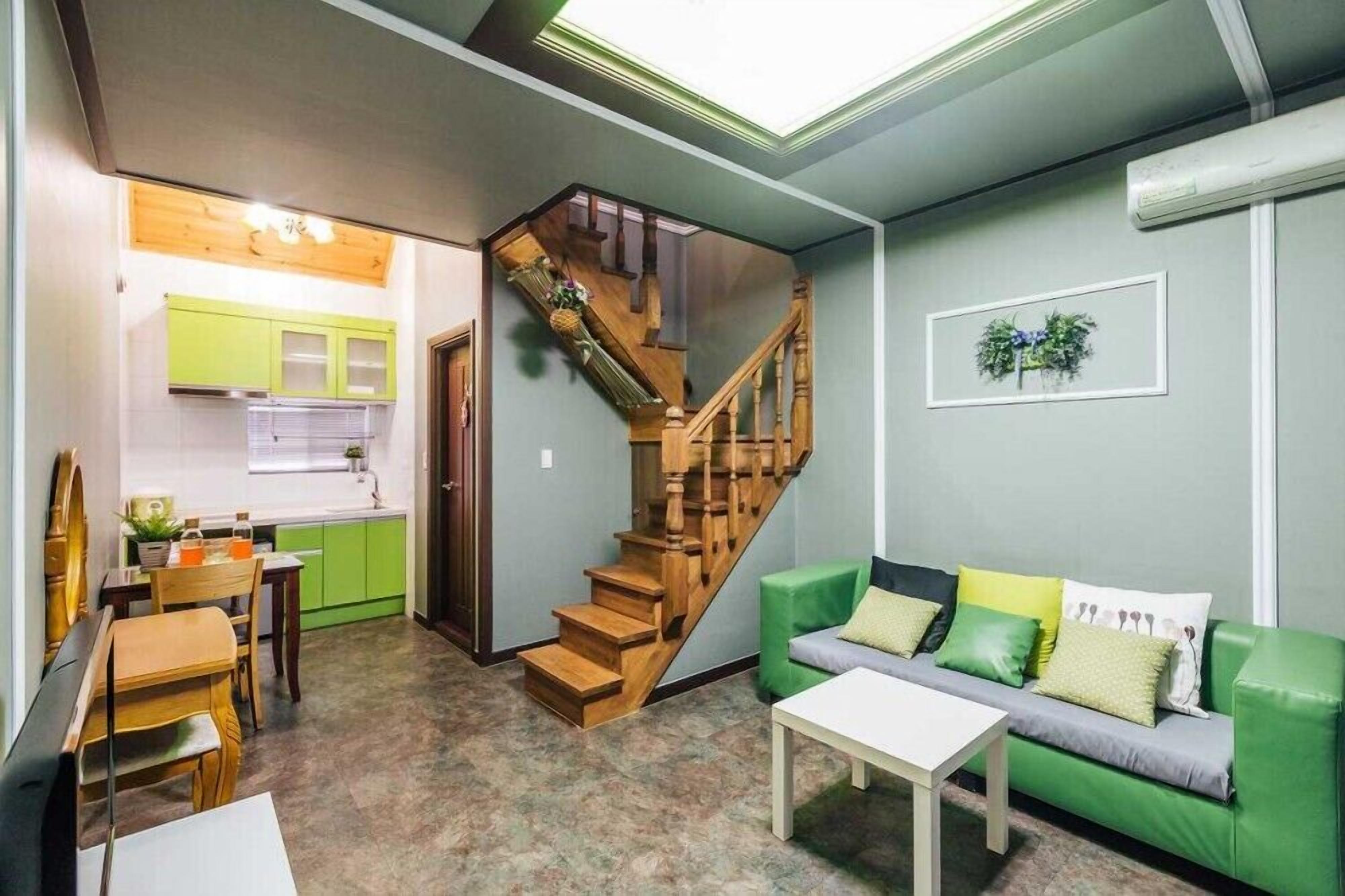 Indigo Pension 0*