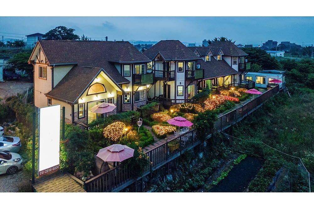Indigo Pension 0*