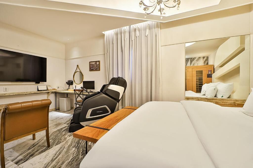 Hotel February Gimhae 3*