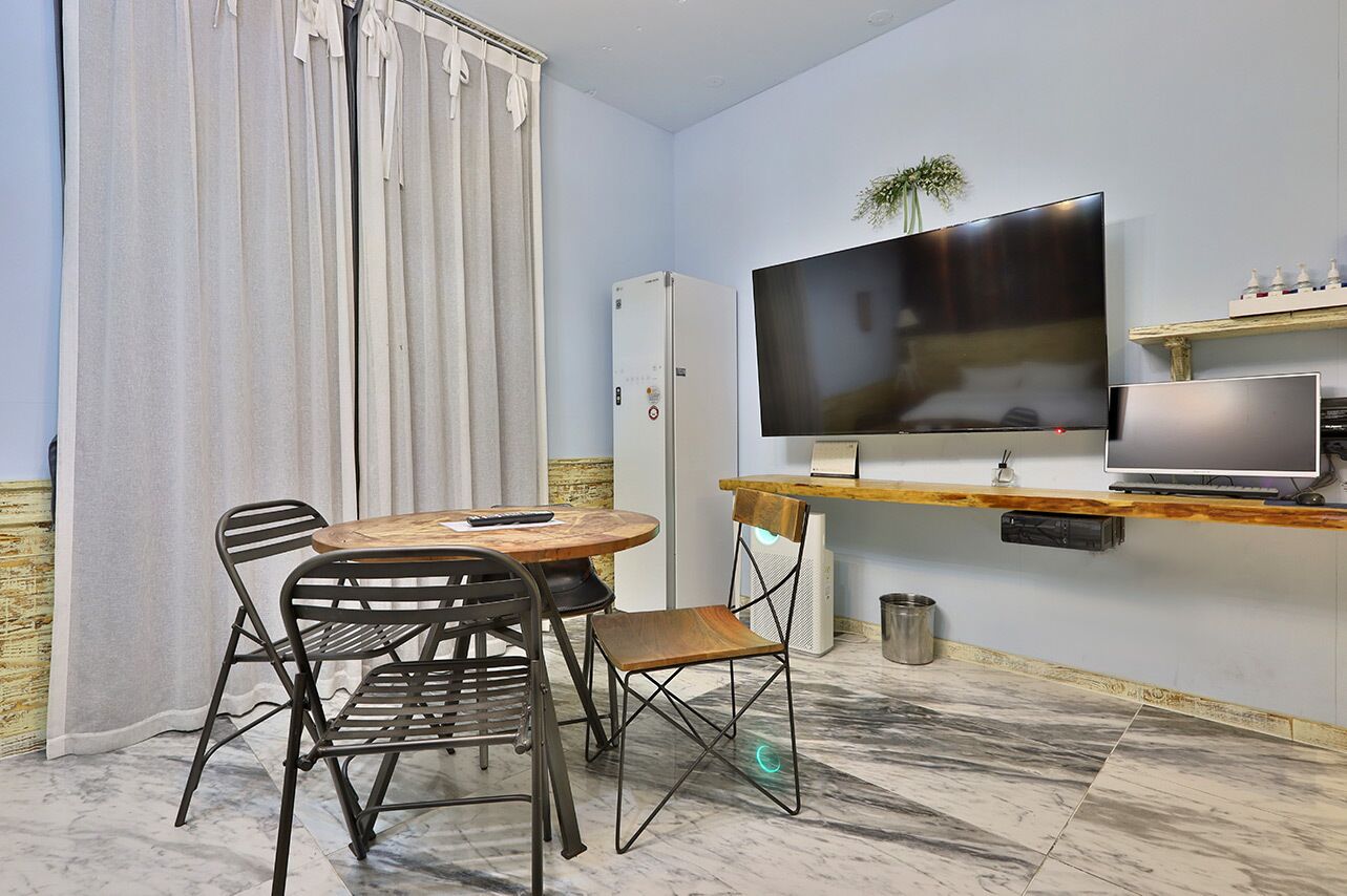 Hotel February Gimhae 3*