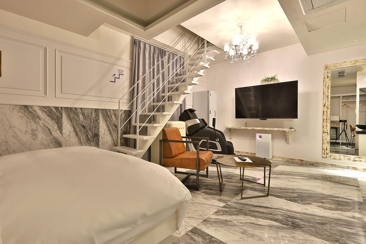 Hotel February Gimhae 3*