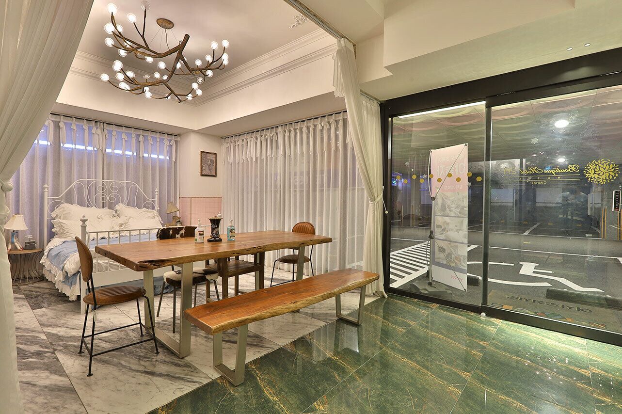 Hotel February Gimhae 3*
